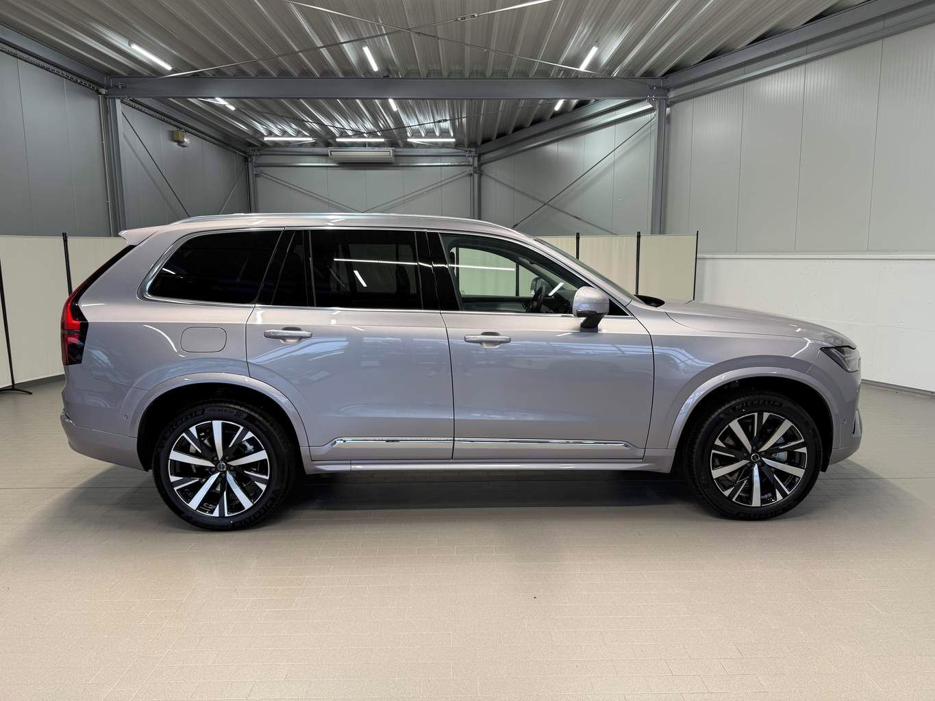 Volvo XC90, B5 2.0L 250+14 HP AT8 AWD CORE - fotka 5
