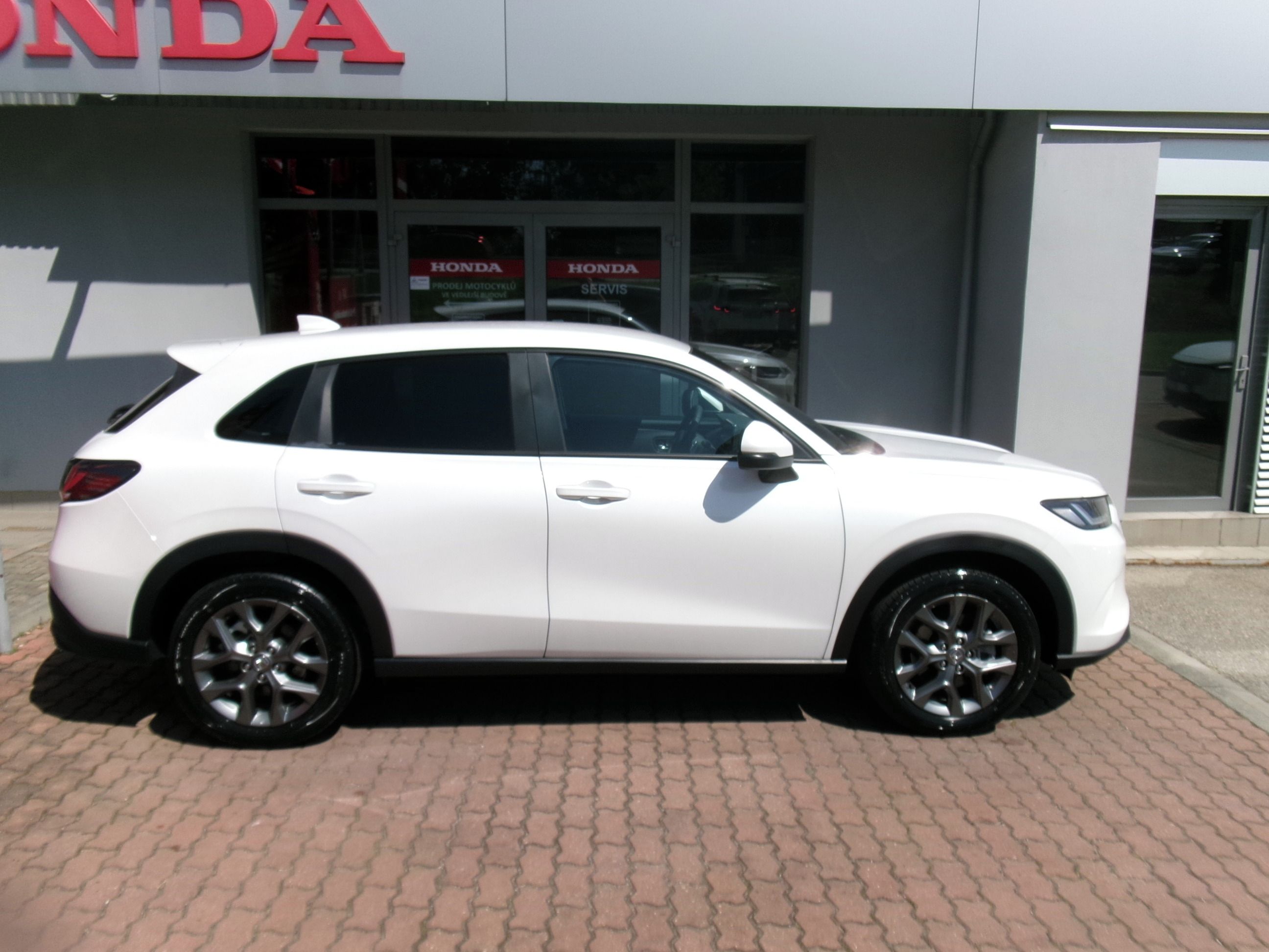 Honda ZR-V, 2.0e:HEV ELEGANCE PLUS 2026 - fotka 6