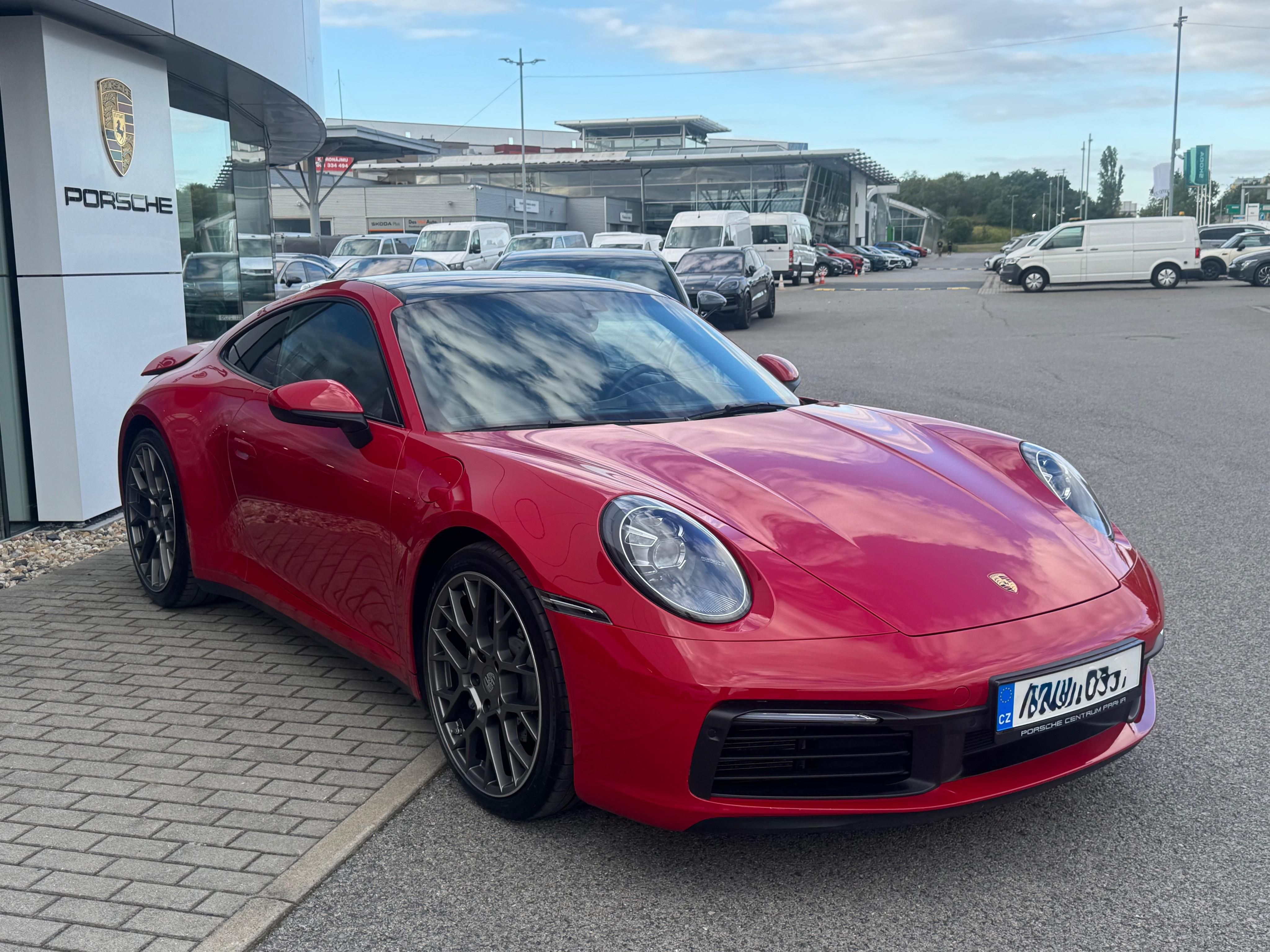 Porsche 911, 992 CARRERA 4 283KW DPH 1.MAJ - fotka 2