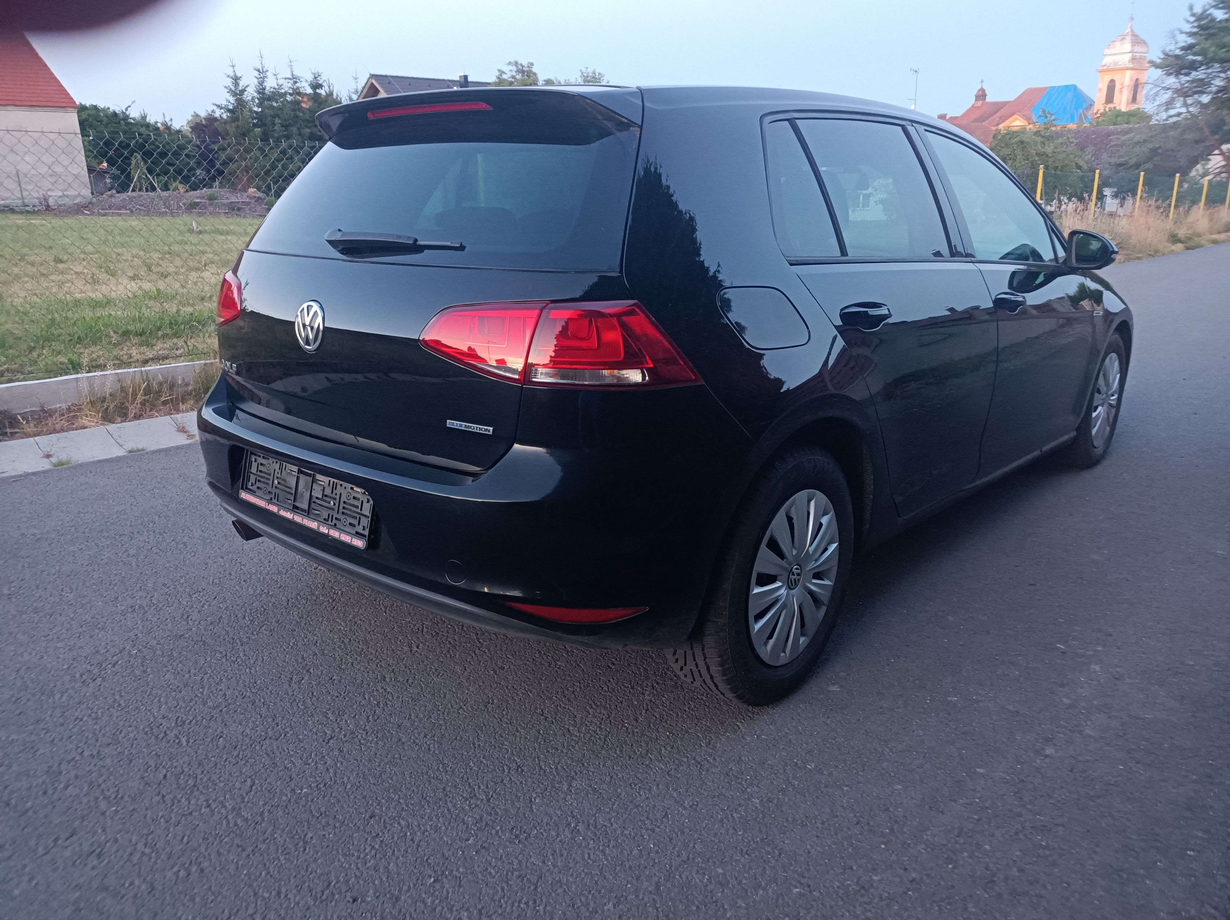 Volkswagen Golf, 1,6 TDi-81 kw,r.2014,d.klima - fotka 4