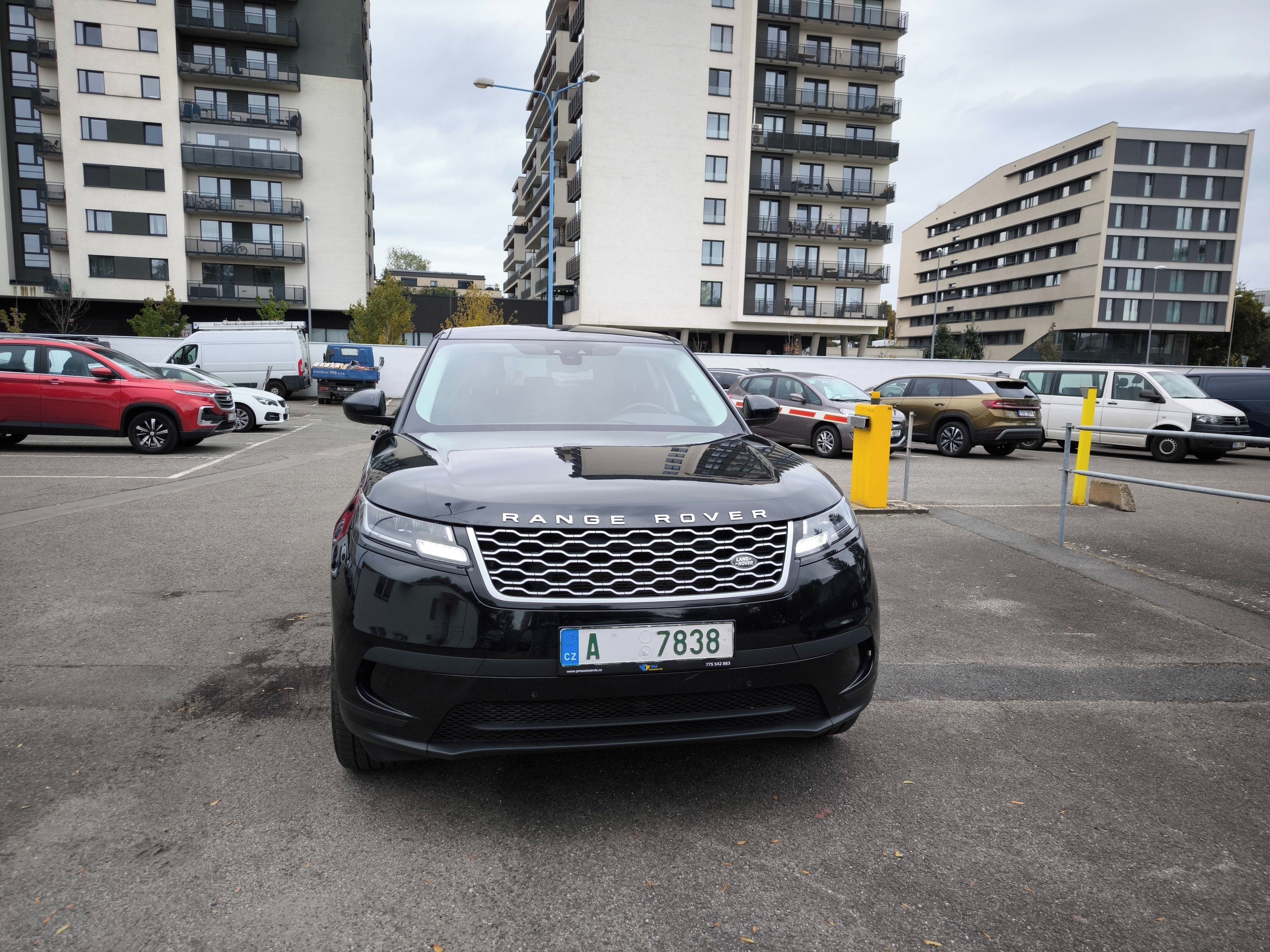 Land Rover Range Rover Velar, 2.0 benzin, DPH - fotka 4