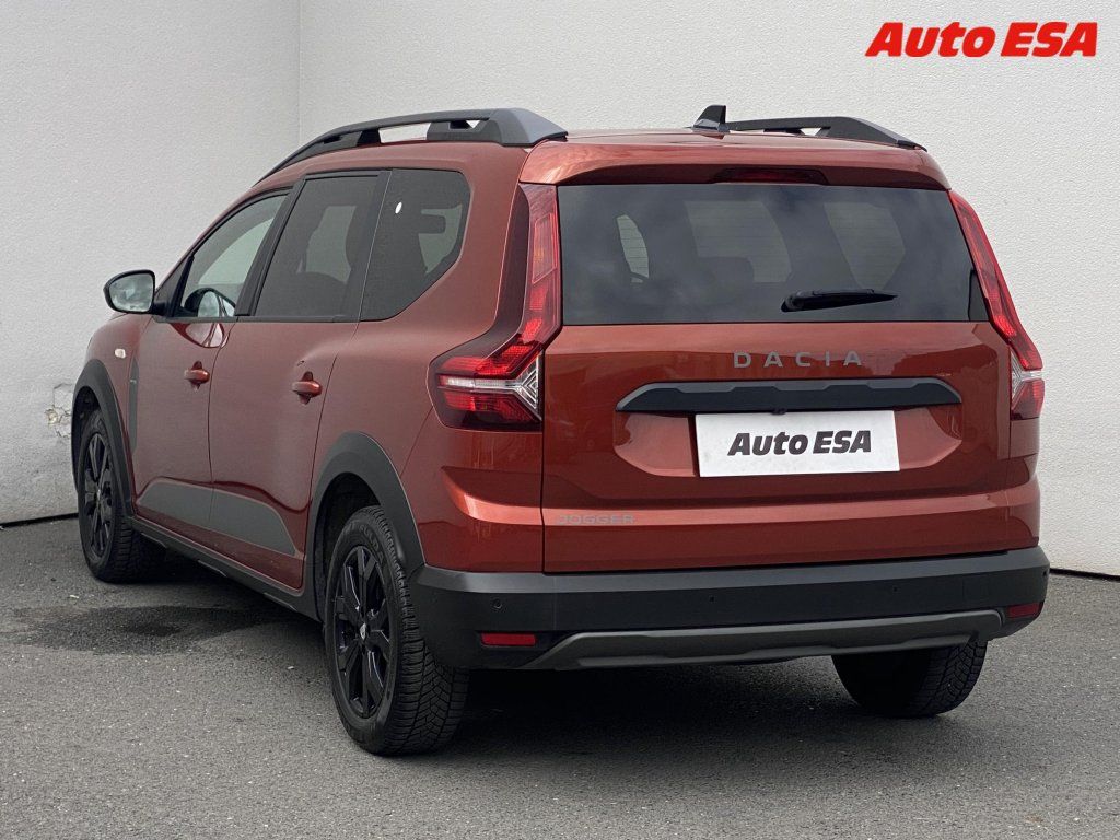 Dacia Jogger, 1.0 TCe,Extreme+,LED - fotka 6