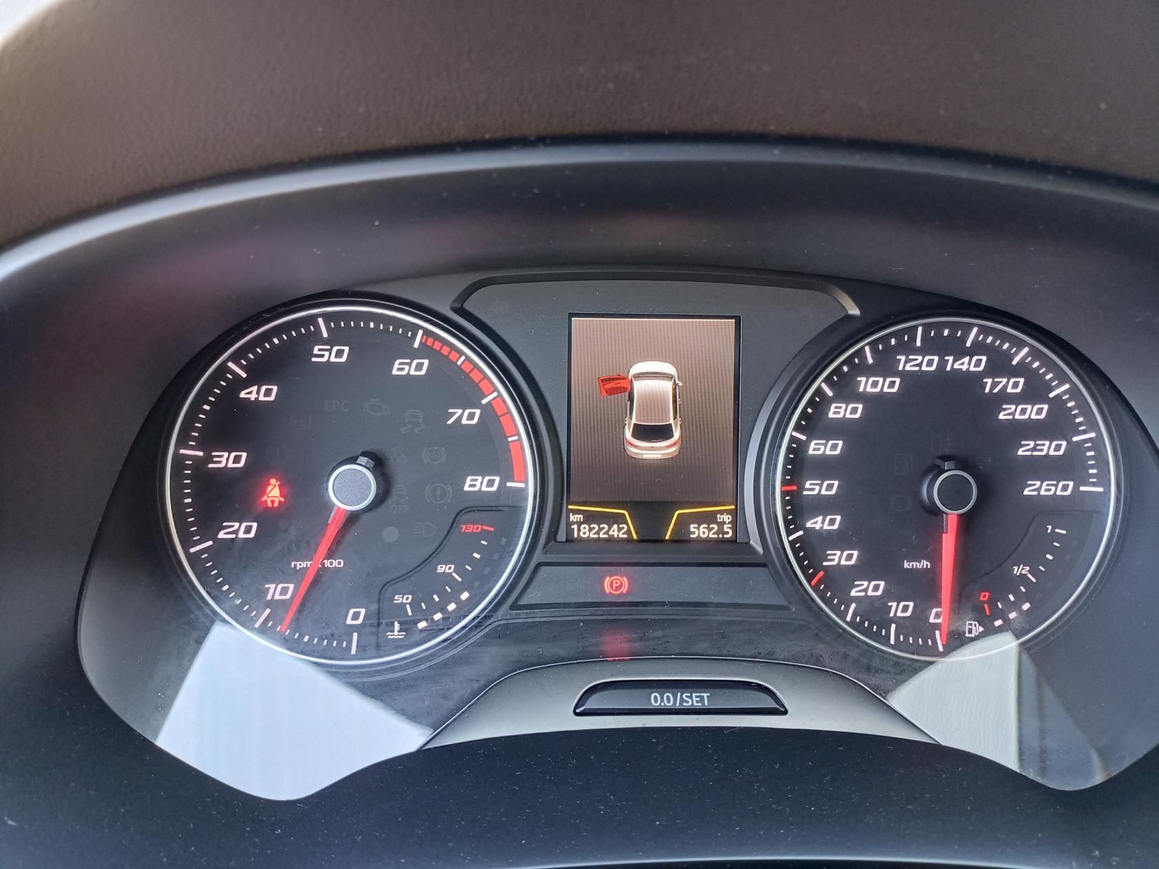 Cupra Leon, FR 1,4 TSI 92kW - fotka 6