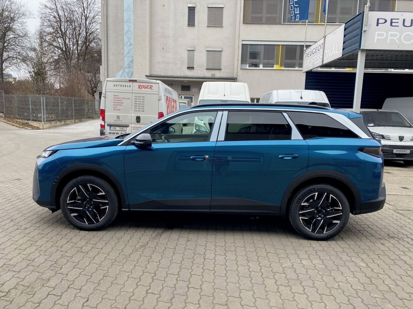 Peugeot 5008, ALLURE Hybrid 145 e-DCS6 - 310 - fotka 3