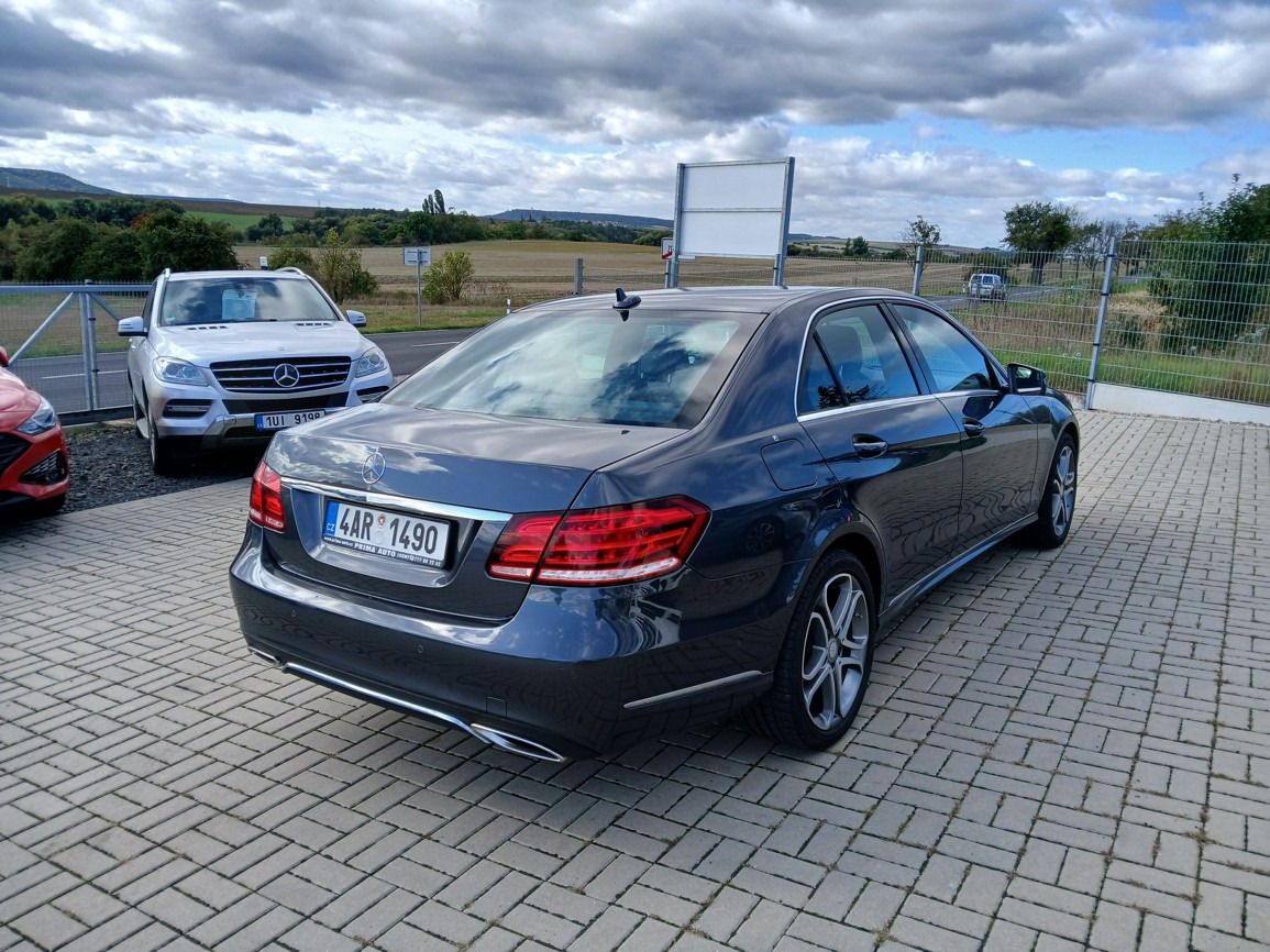 Mercedes-Benz Třídy E, 250 CDI Bluetec 108Tis Km!!! - fotka 5