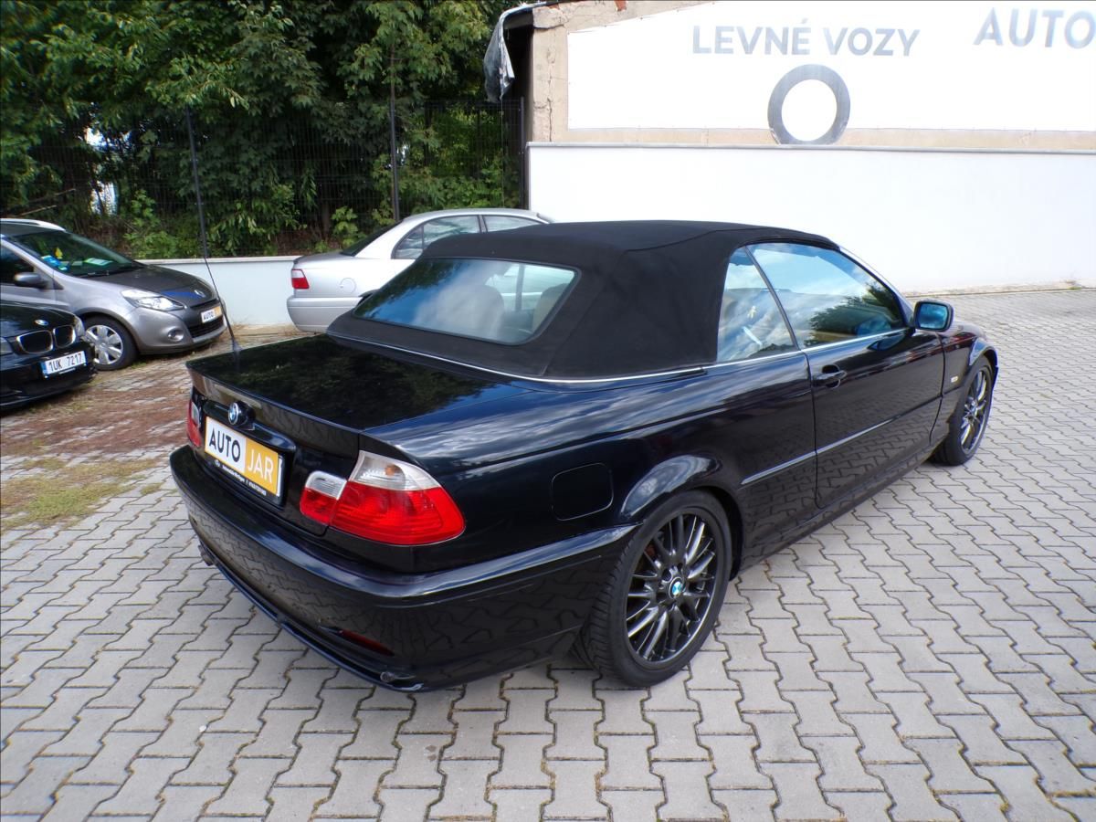 BMW Řada 3, 2,2   320Ci - fotka 5
