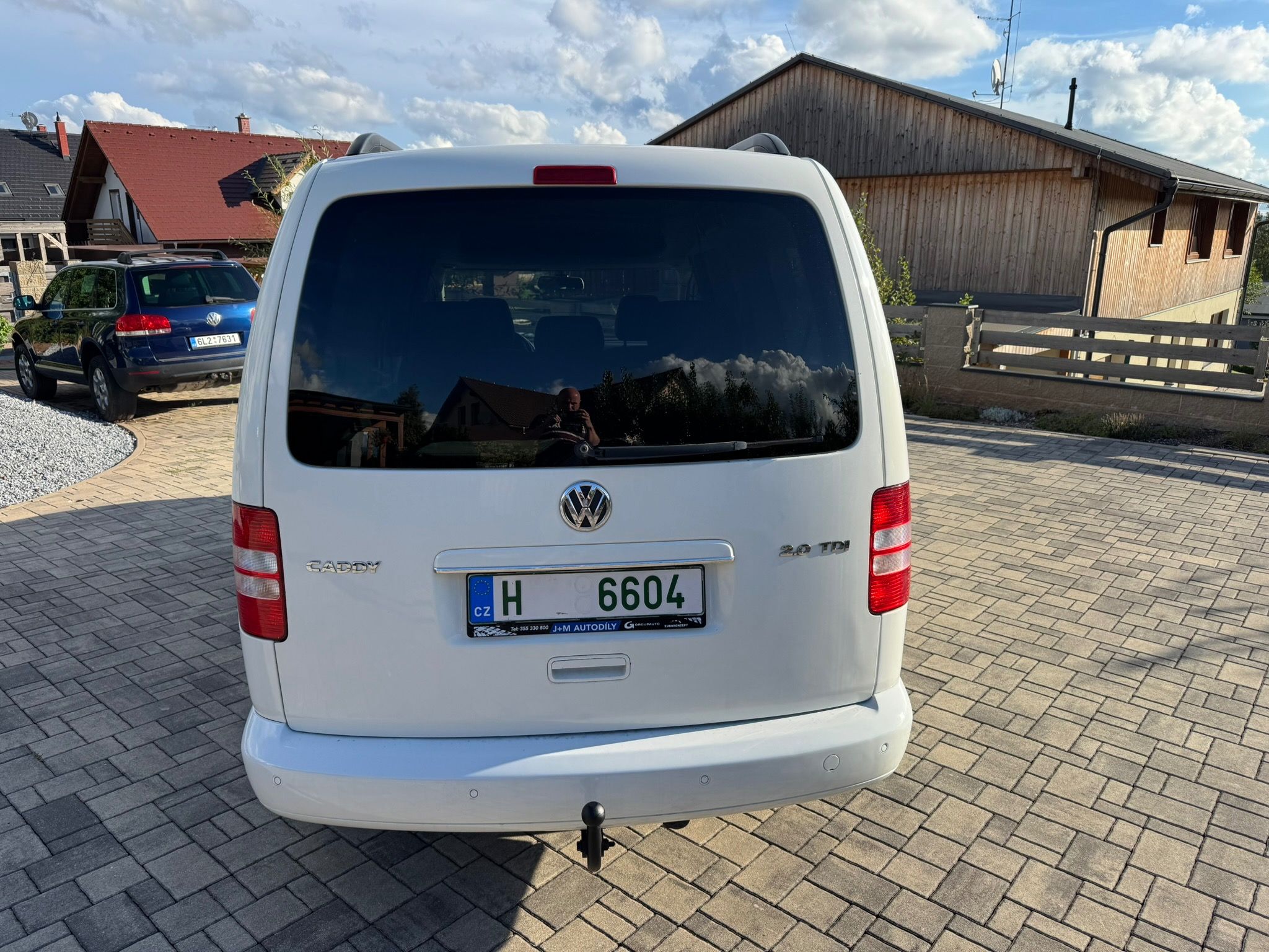 Volkswagen Caddy, 2,0 TDi 103kW DSG 7míst - fotka 4