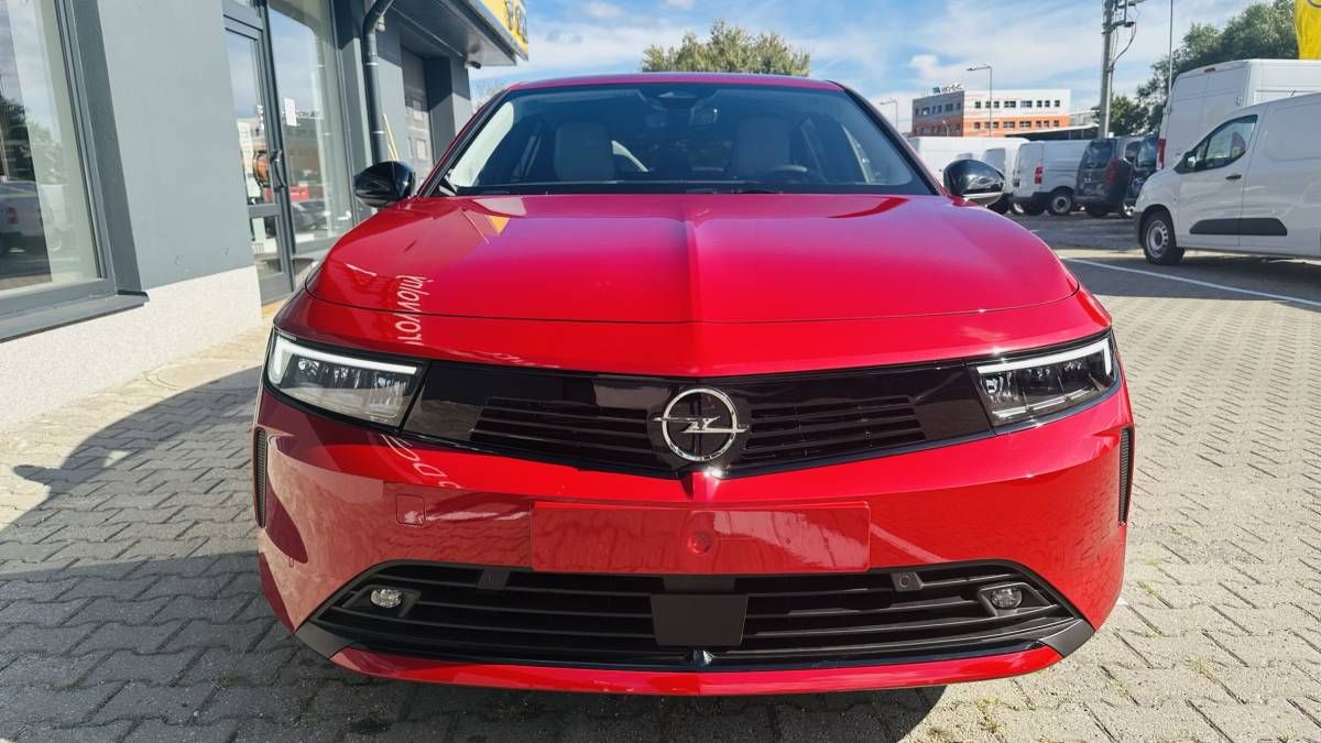 Opel Astra, Elegance HB 1.5 CDTI 96kW/130k - fotka 2