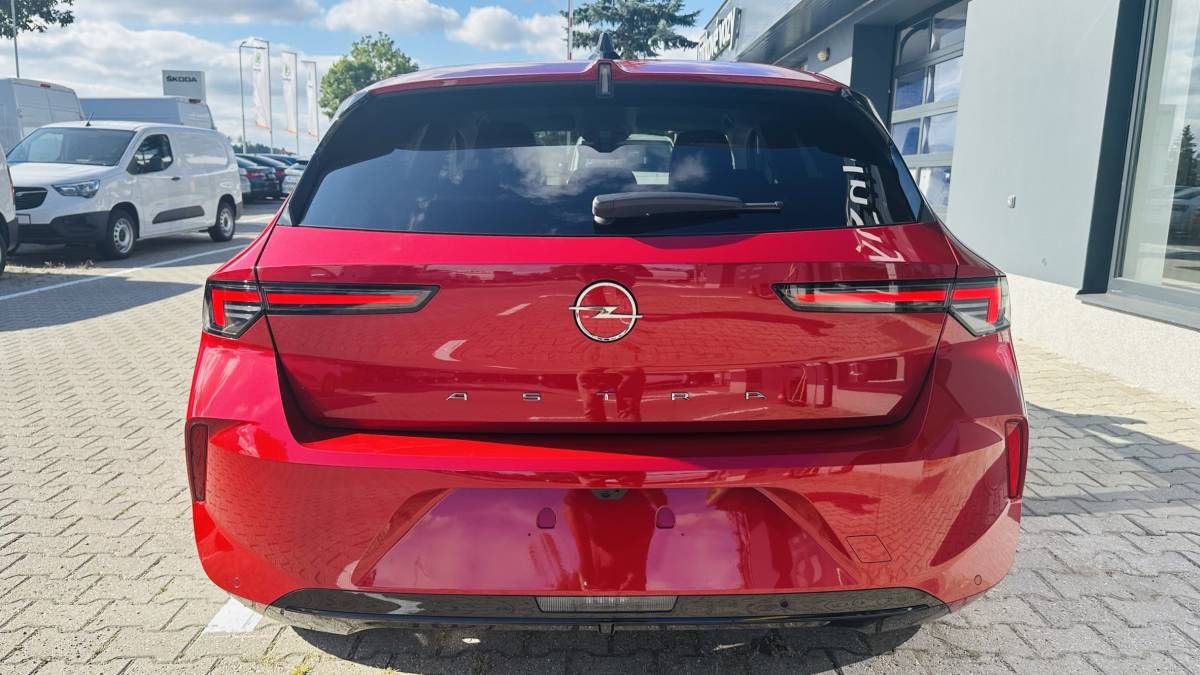 Opel Astra, Elegance HB 1.5 CDTI 96kW/130k - fotka 5
