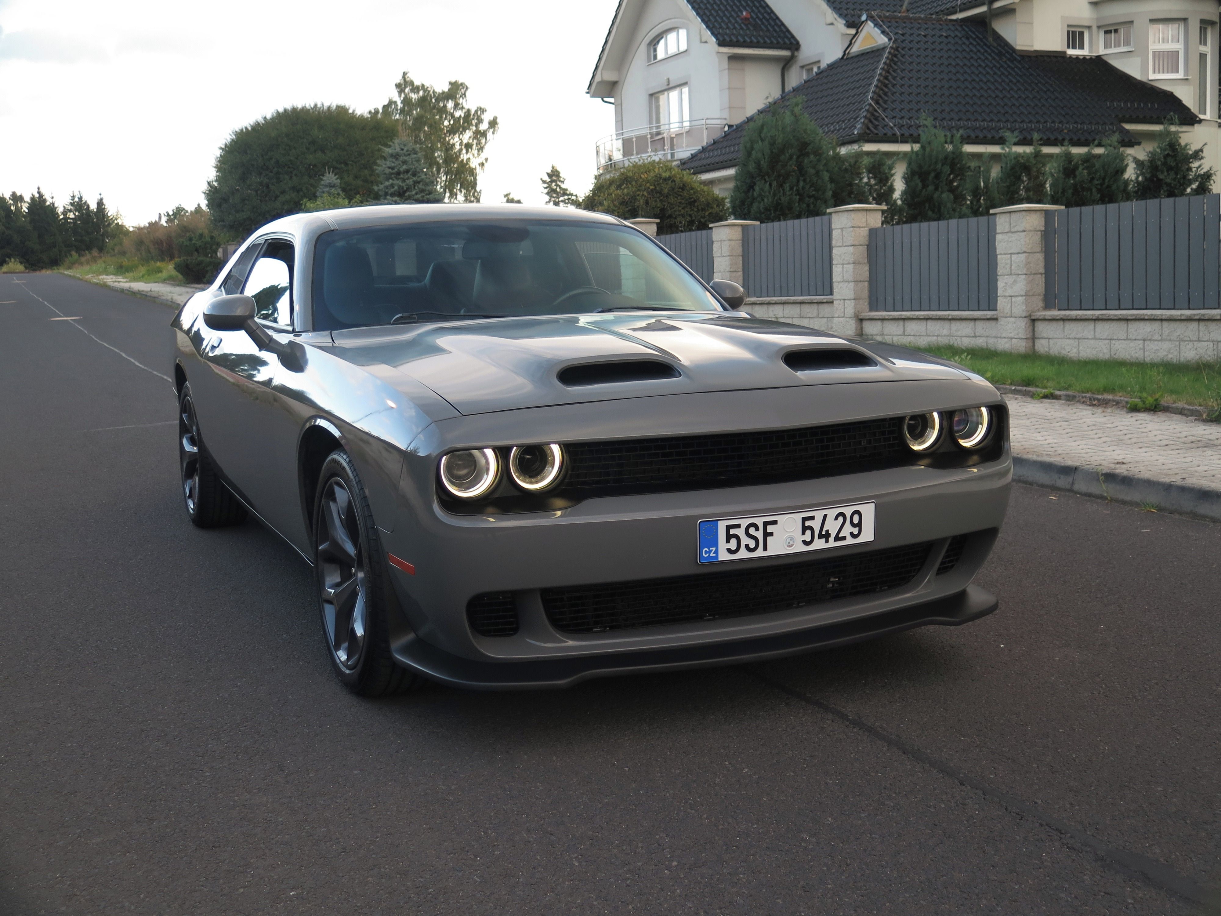 Dodge Challenger, 3.6 V6 - DPH - SRT look - fotka 6