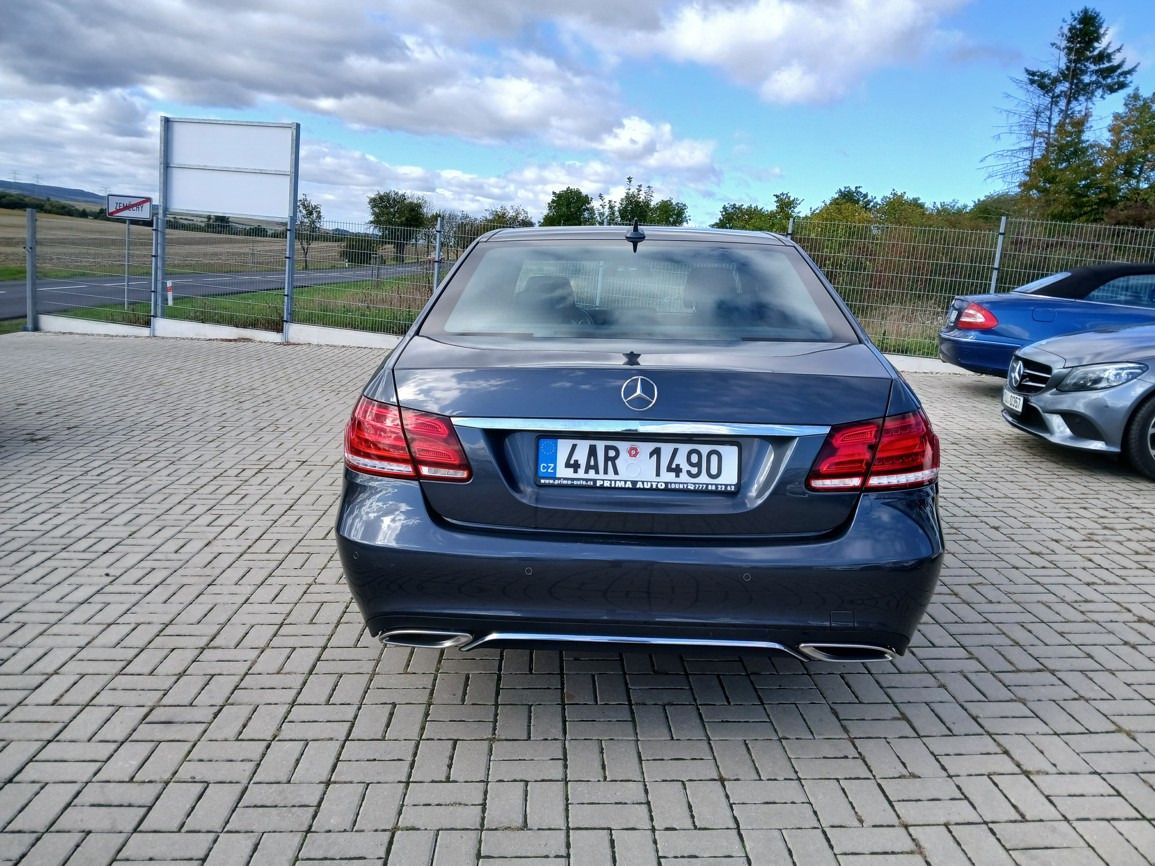 Mercedes-Benz Třídy E, 250 CDI Bluetec 108Tis Km!!! - fotka 4