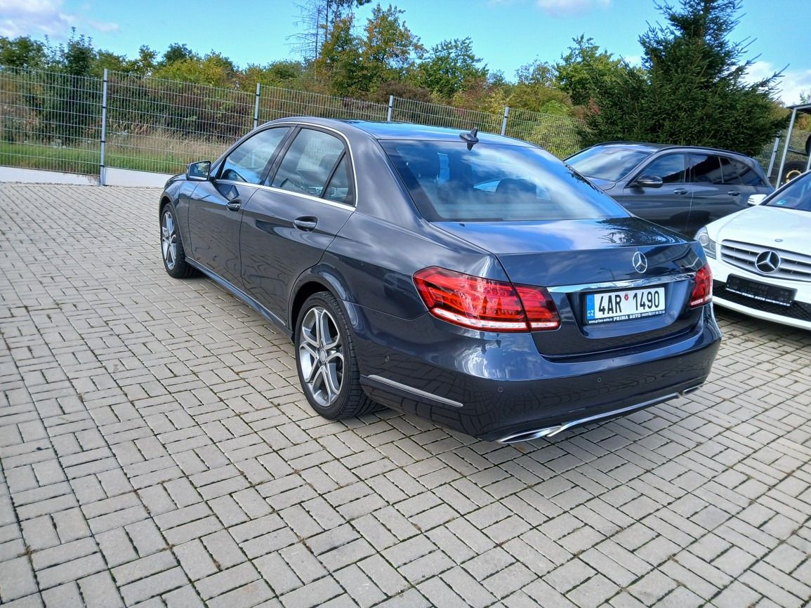 Mercedes-Benz Třídy E, 250 CDI Bluetec 108Tis Km!!! - fotka 3
