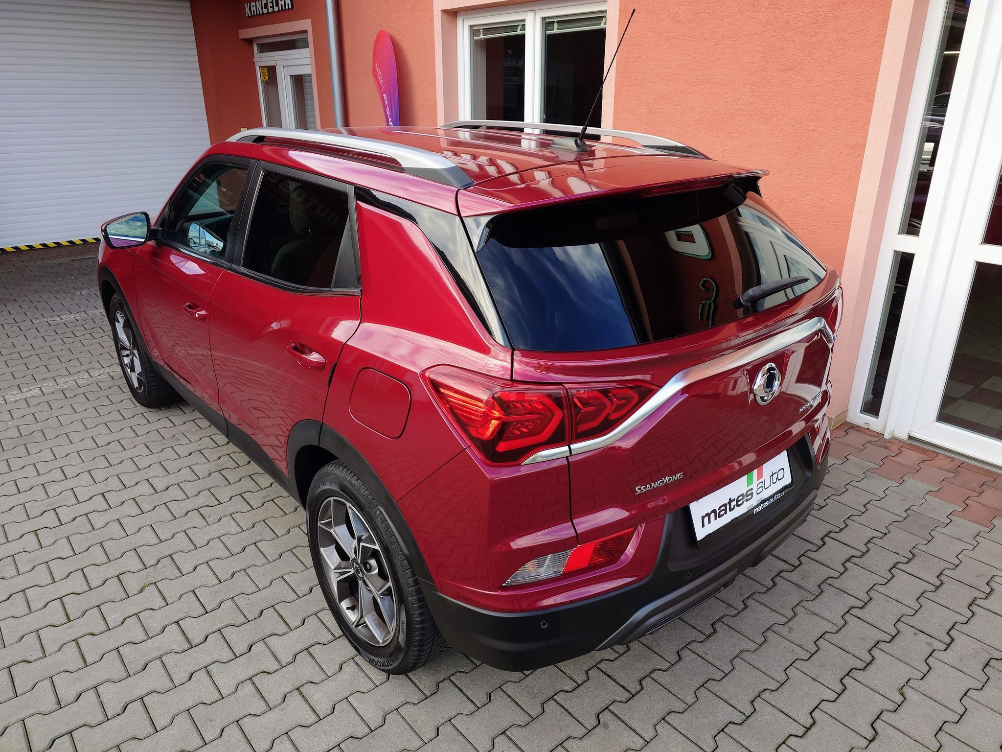 SsangYong Korando, 1.5 T-GDI Dream 4x2 120kW - fotka 3