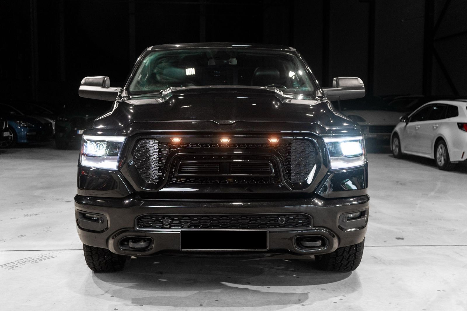 Dodge Ram 1500, 5.7L Sport Full