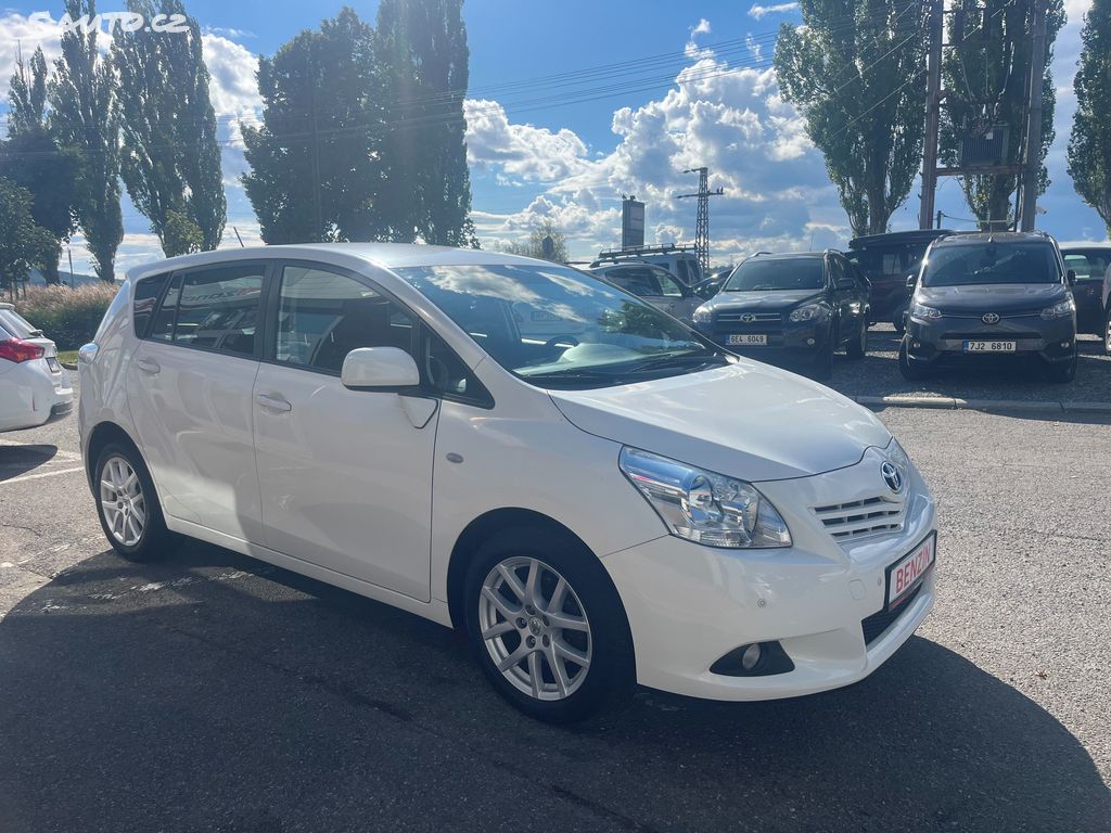 Toyota Verso, fotka 7