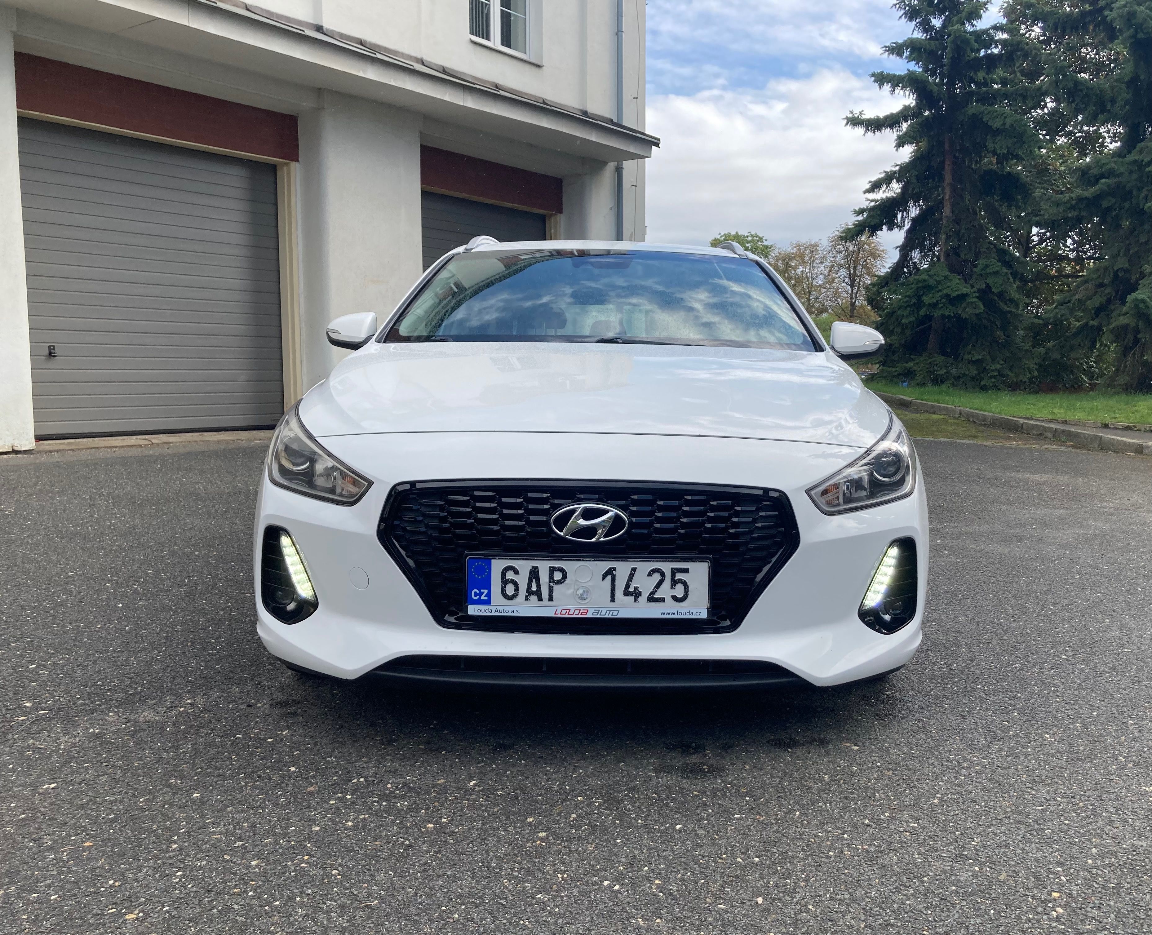Hyundai i30, 1.0T-GDi 88kW TRIKOLOR ČR DPH - fotka 5