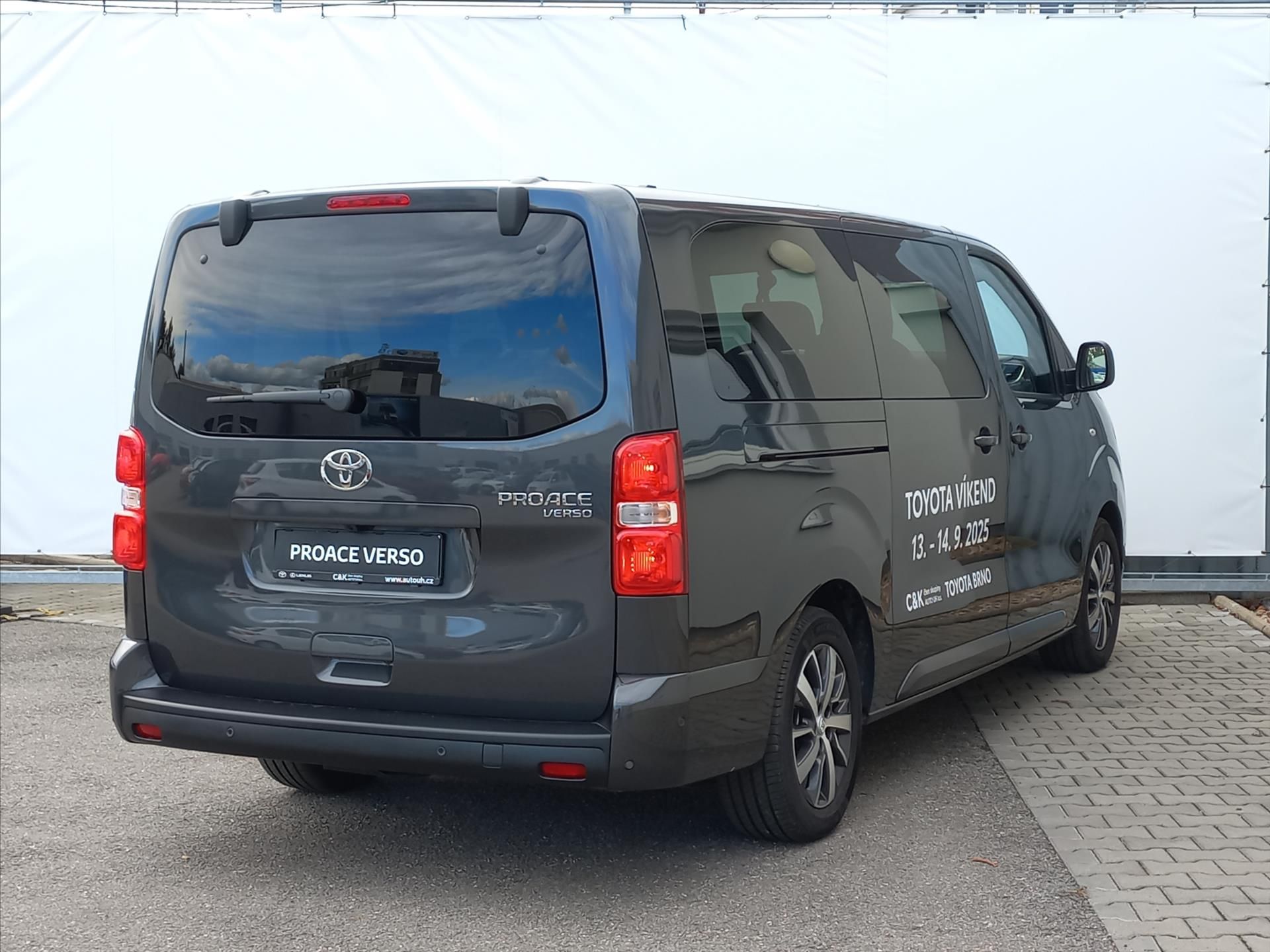 Toyota Proace Verso, 2,0 Diesel 177k  8st. A/T L2 - fotka 2