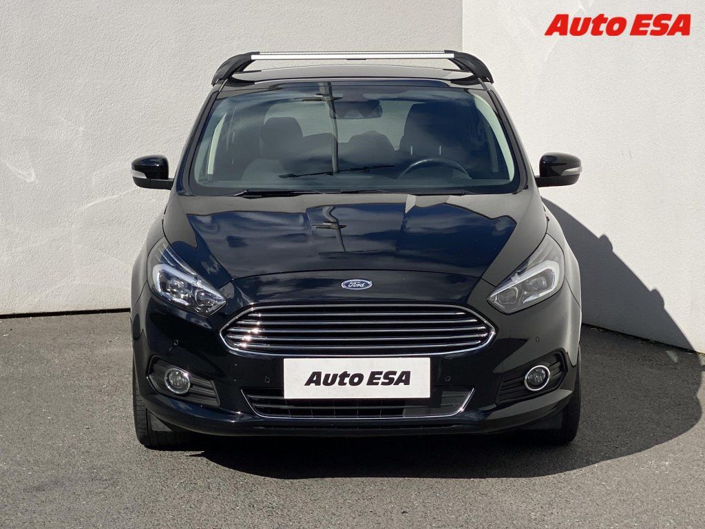 Ford S-MAX, 2.0 TDCi,1.maj,AT,LED - fotka 2
