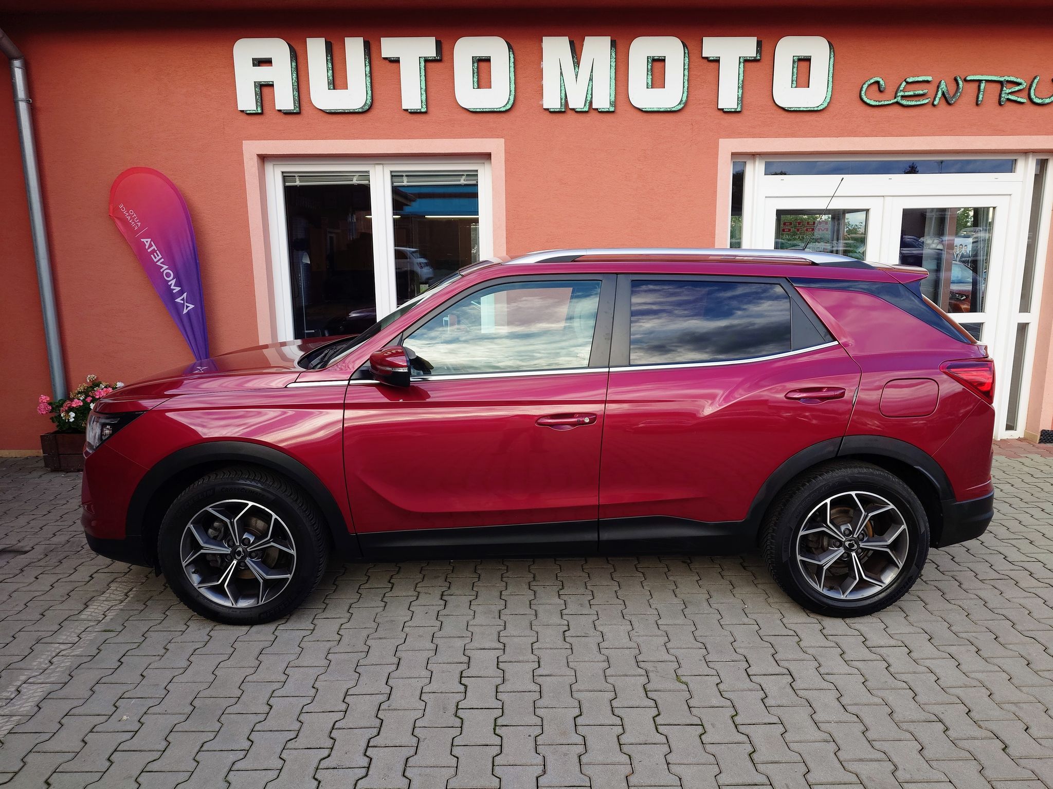 SsangYong Korando, 1.5 T-GDI Dream 4x2 120kW - fotka 2