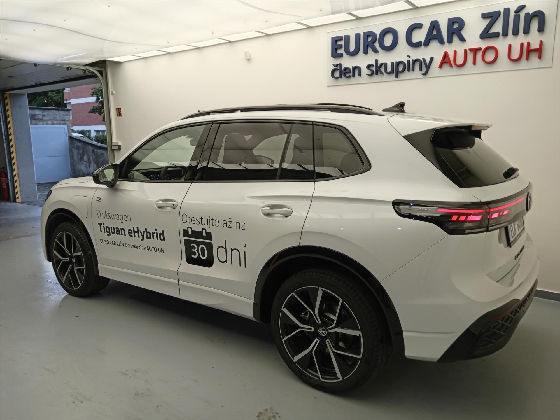 Volkswagen Tiguan, 1,5 RLine People 200kW eHybrid - fotka 4