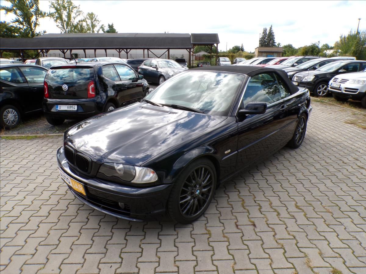 BMW Řada 3, 2,2   320Ci - fotka 2