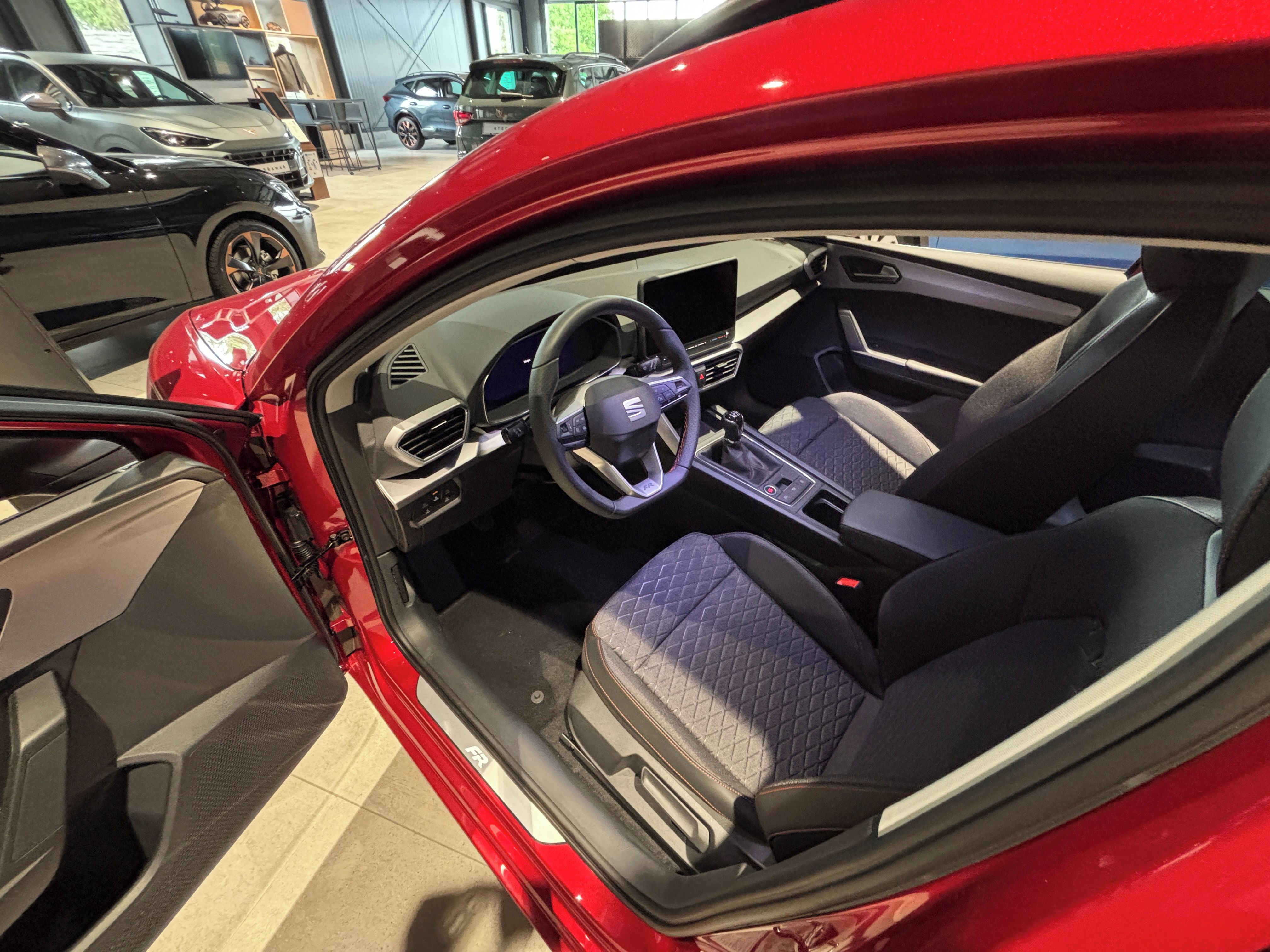 Seat Leon, FR 1.5 TSI 85 KW - fotka 5