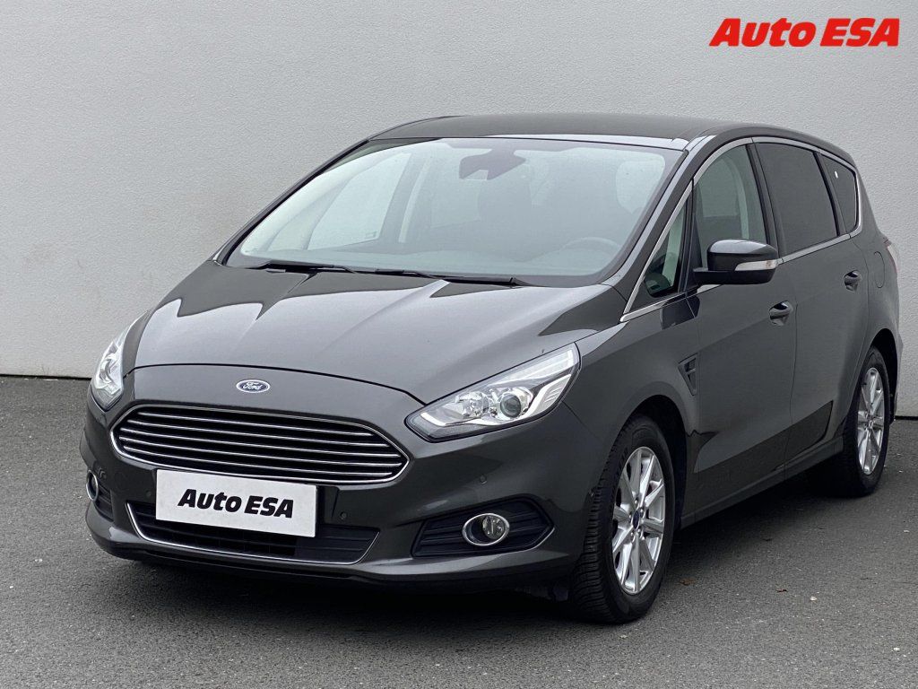 Ford S-MAX, 2.0 TDCi 7míst,AT,navi - fotka 3