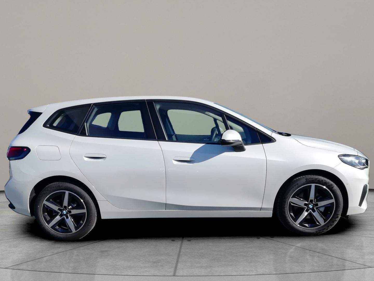 BMW Řada 2, 218i 100 kW Active Tourer - fotka 3