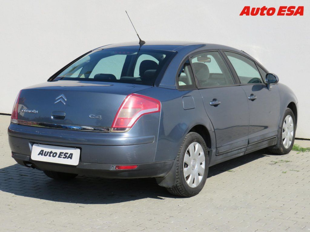 Citroën C4, 1.6 16V,ČR,AC,temp - fotka 4
