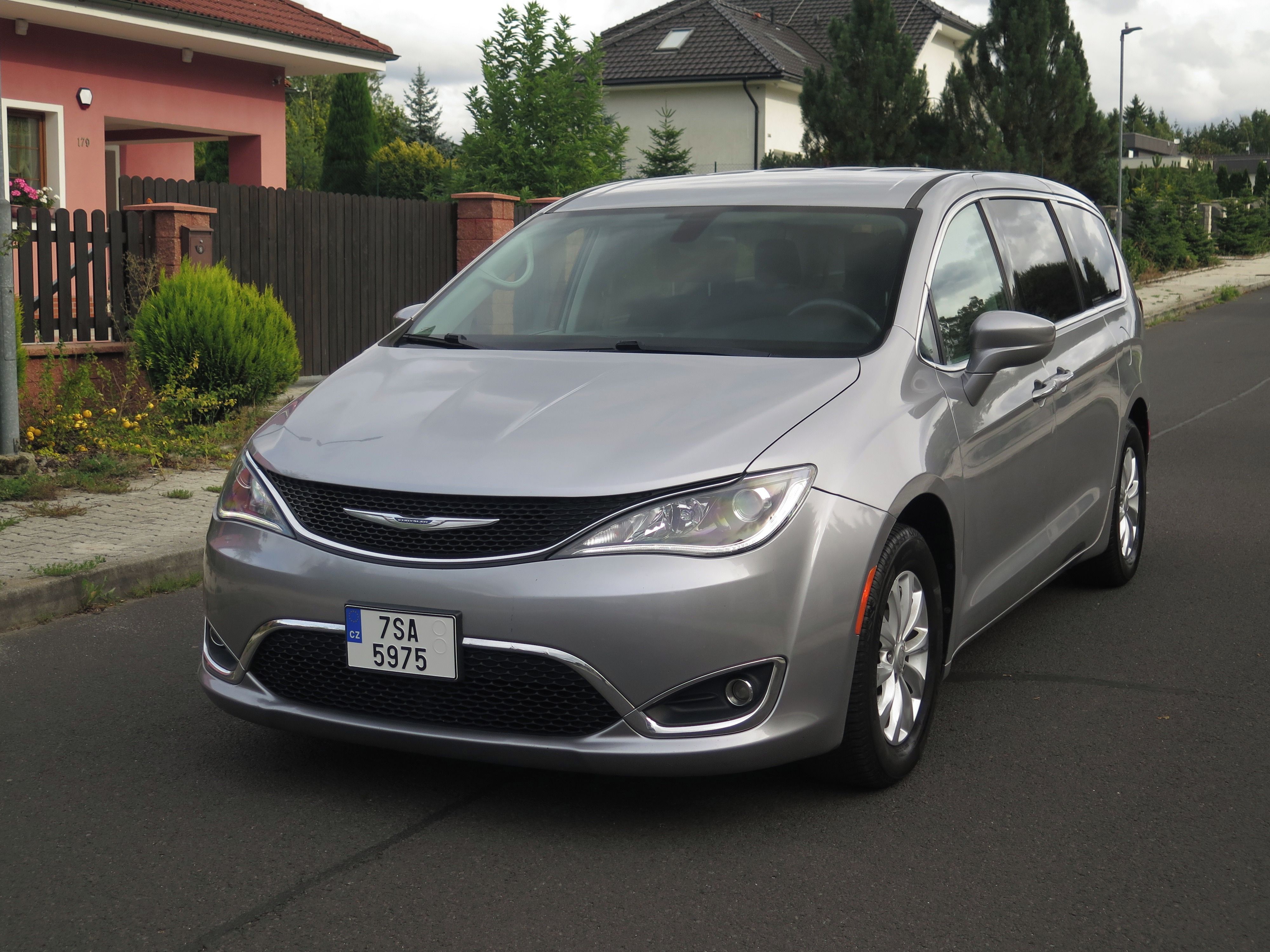 Chrysler Pacifica, 3.6 V6 DPH, 8.míst - fotka 5