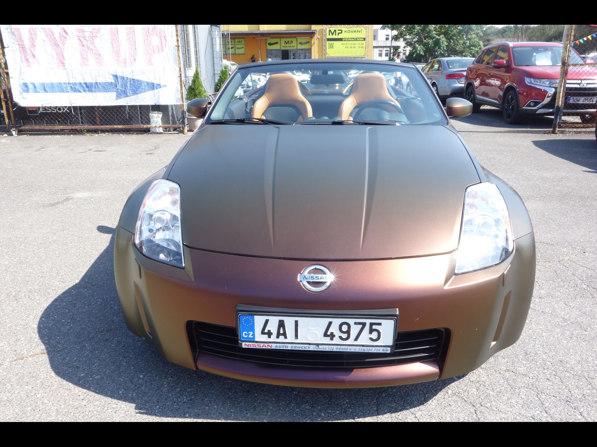 Nissan 350 Z, 3,5i ČR ! NAJ.51000 km !!! - fotka 4