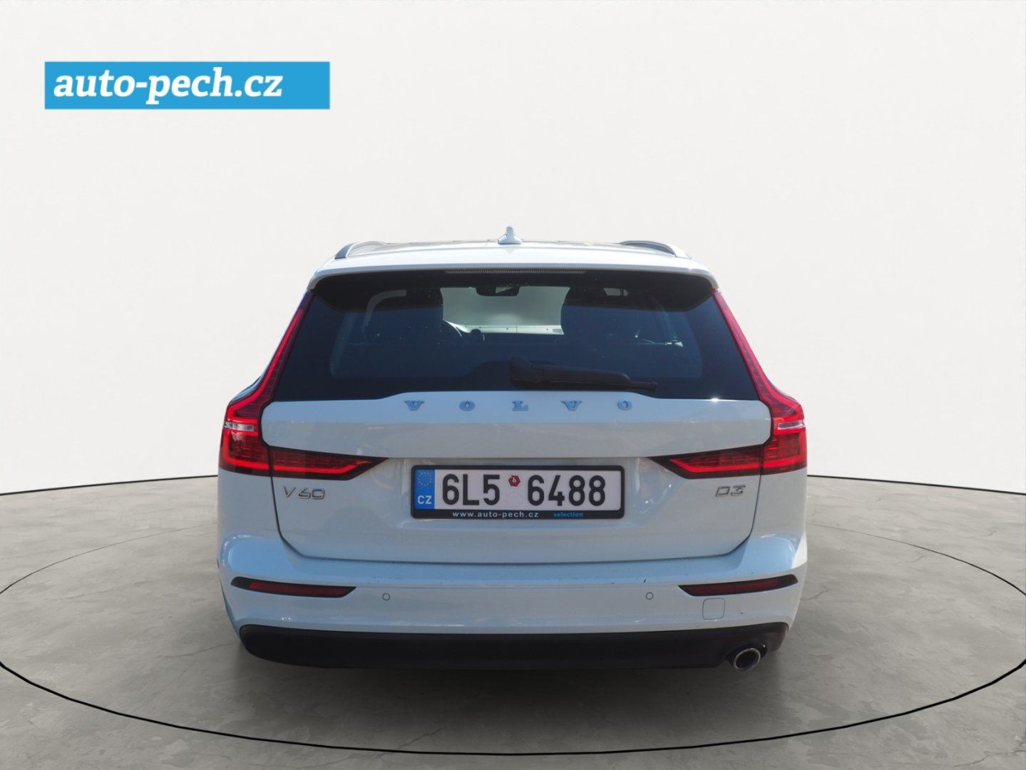 Volvo V60, 2.0 D3 momentum, nové rozvody - fotka 3