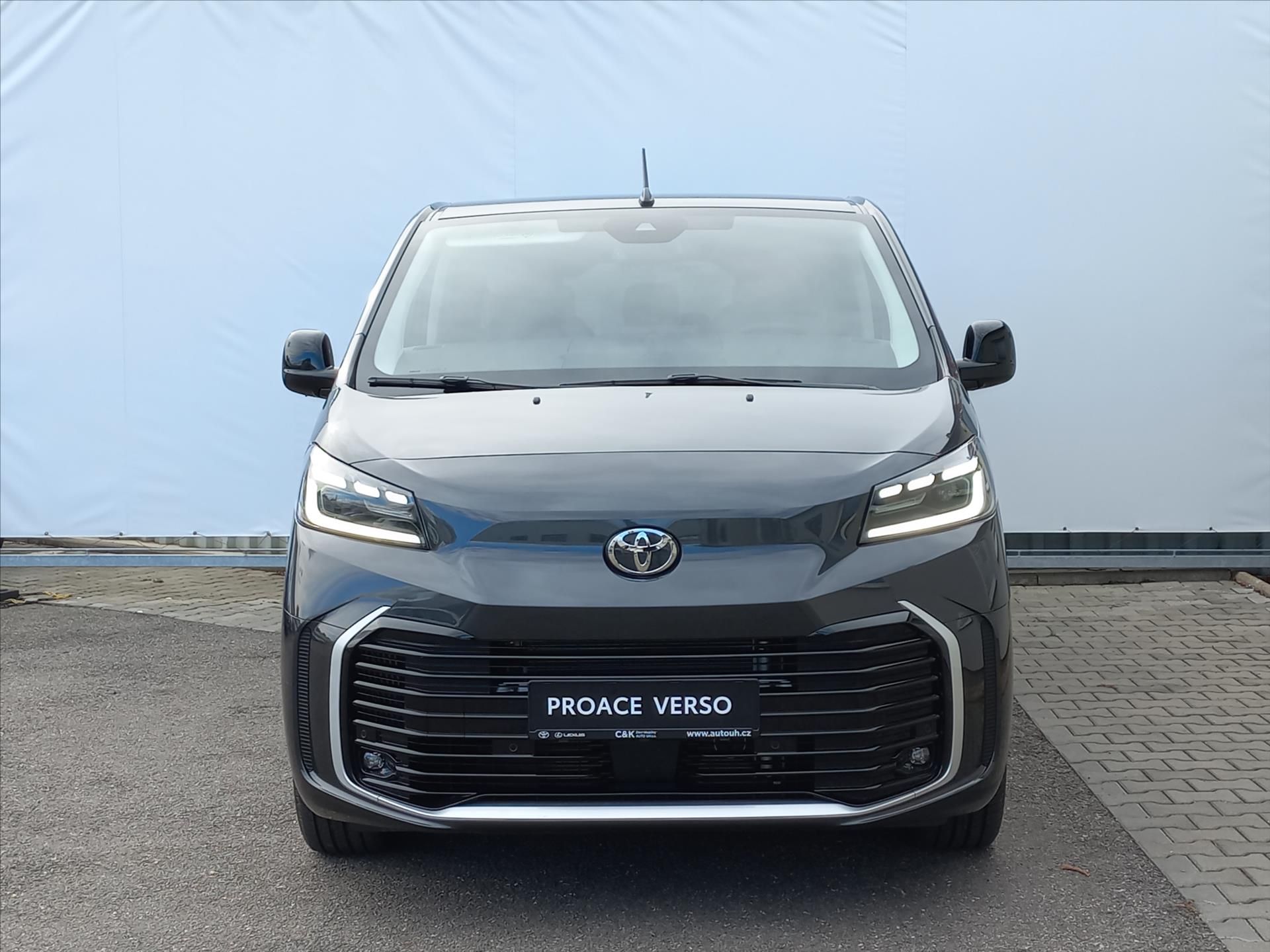 Toyota Proace Verso, 2,0 Diesel 177k  8.st A/T L2 - fotka 3