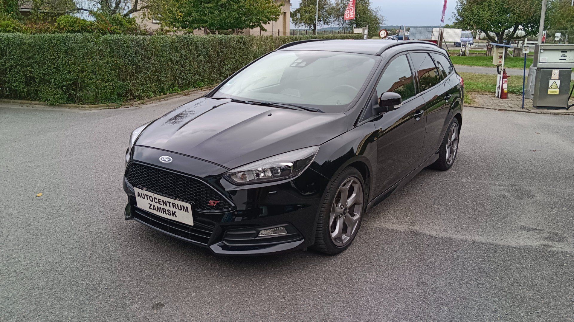 Ford Focus, 2.0 I ST 184 KW - fotka 3