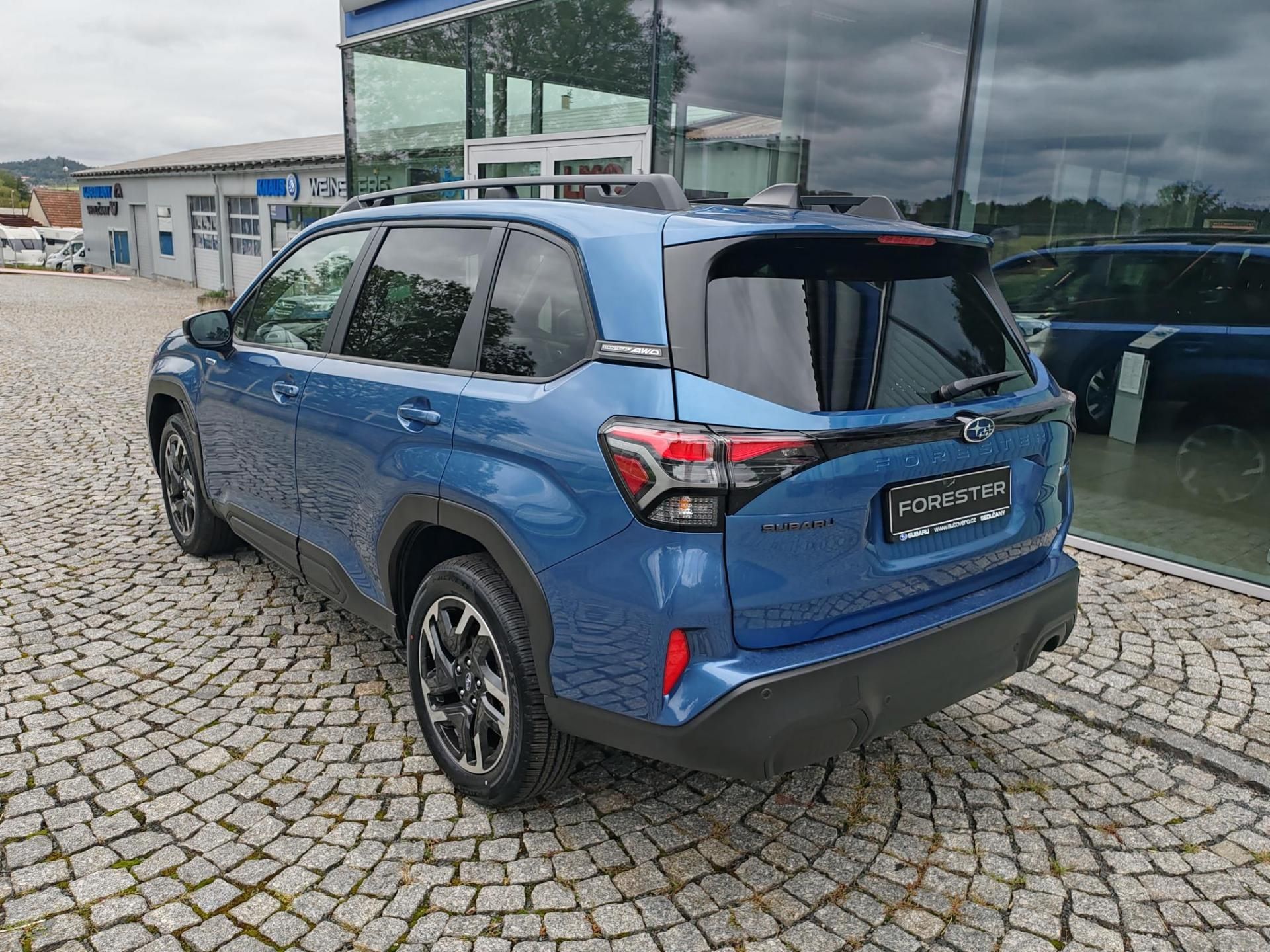 Subaru Forester, 2.0 Comfort 4x4 - fotka 5