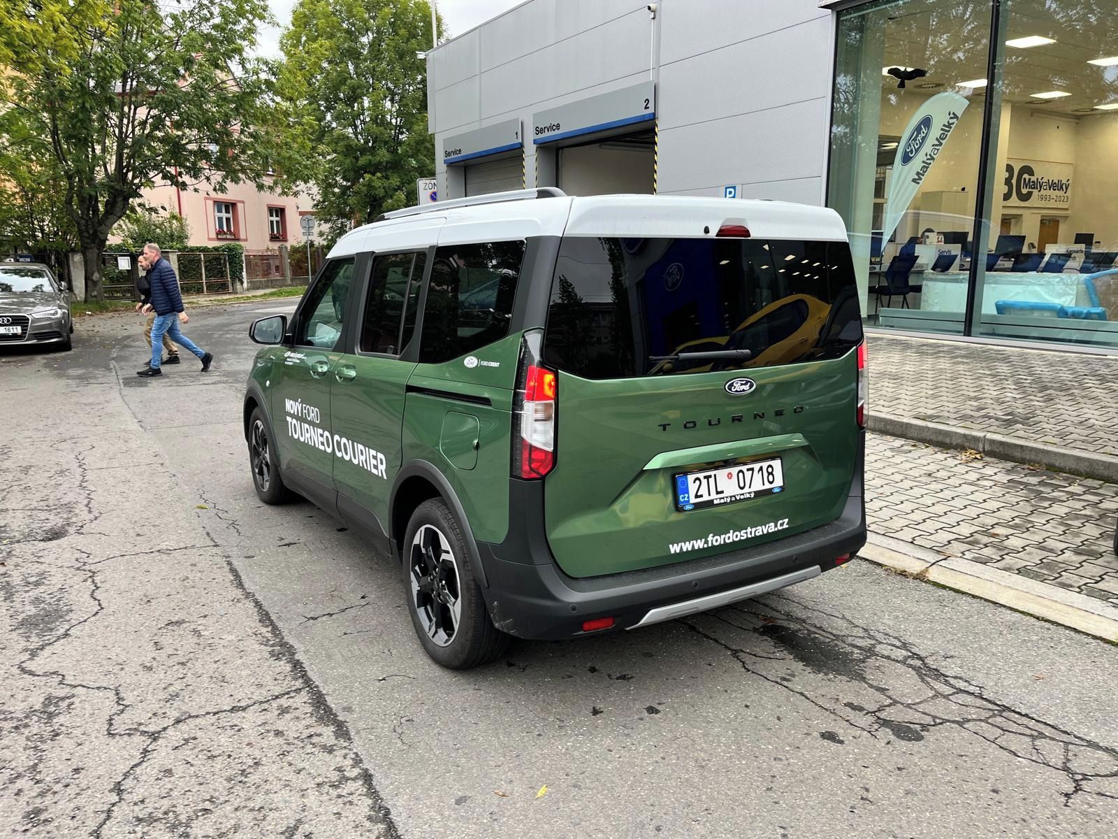 Ford Tourneo Courier, 1.0 EcoBoost 125k Active, DEMO - fotka 4