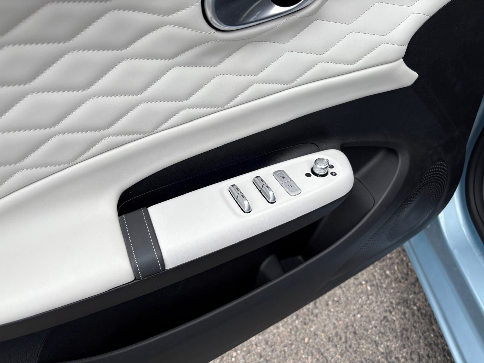 Dongfeng Box, E1 31,4 kWh Falling Rain Blue - fotka 6