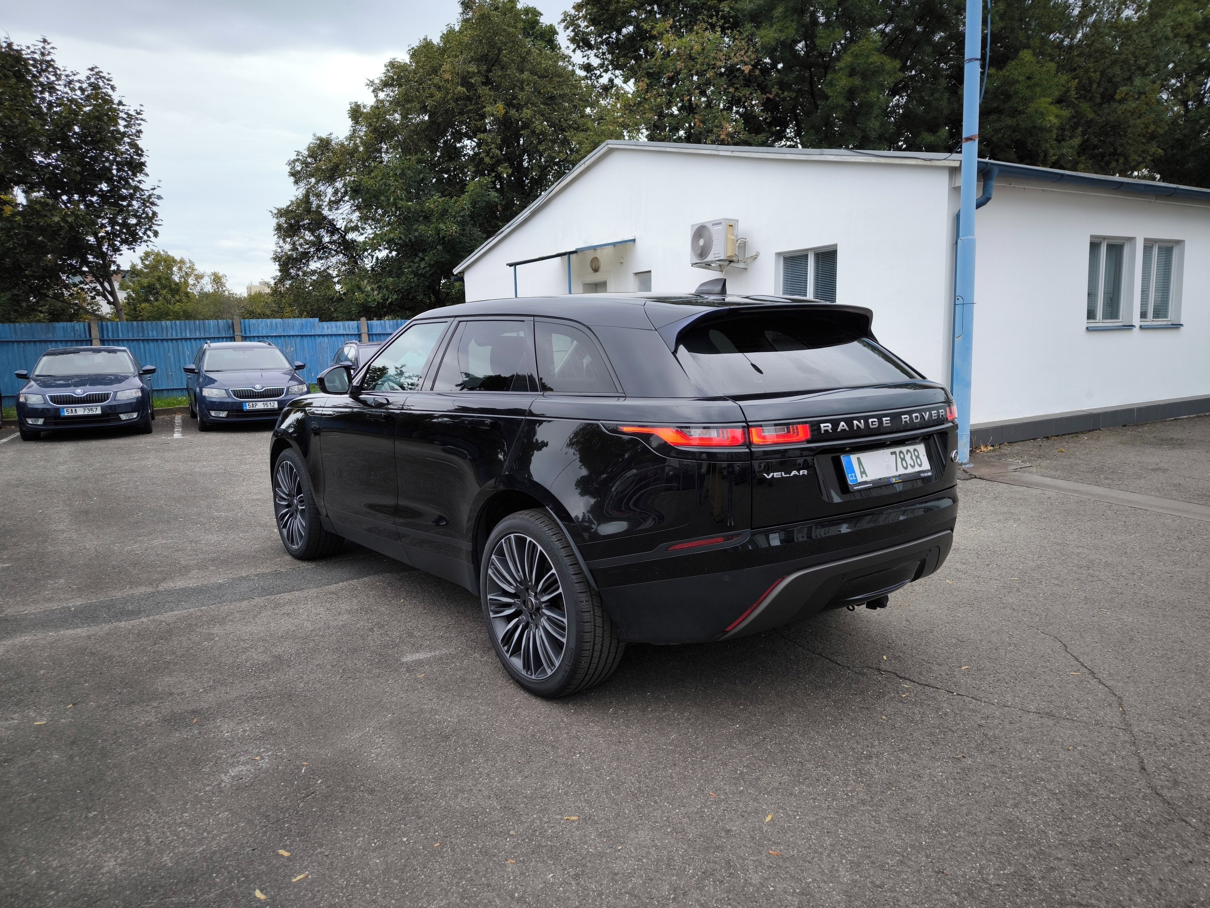 Land Rover Range Rover Velar, 2.0 benzin, DPH - fotka 6