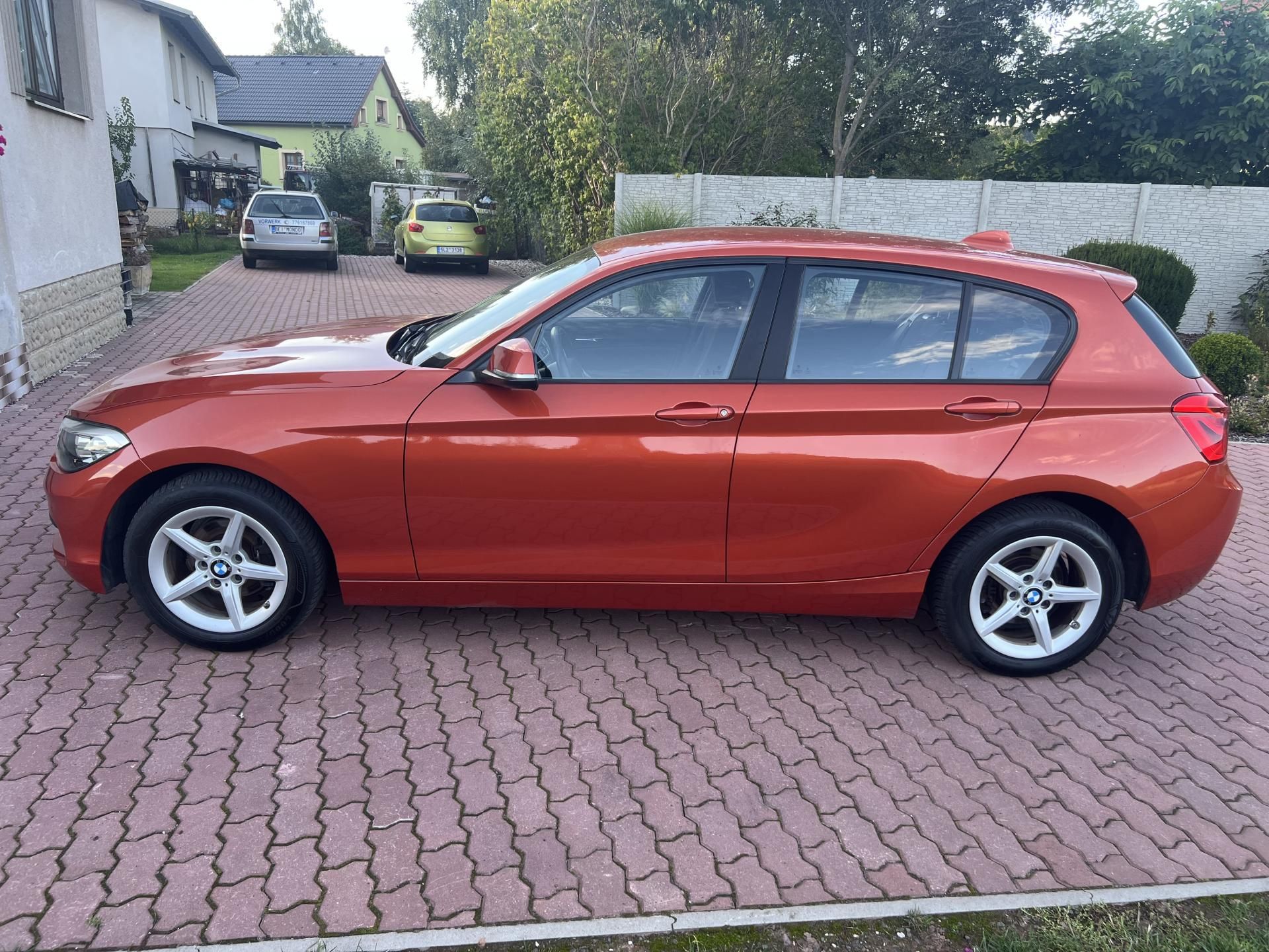 BMW Řada 1, 116i 80KW,ALU,KLIMA,TEMPOMAT - fotka 4