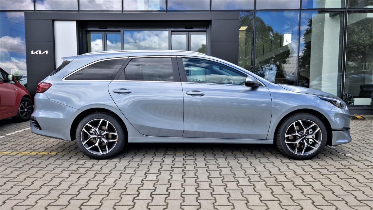 Kia Cee´d, 1,5 T-GDI Top +paket Business - fotka 5
