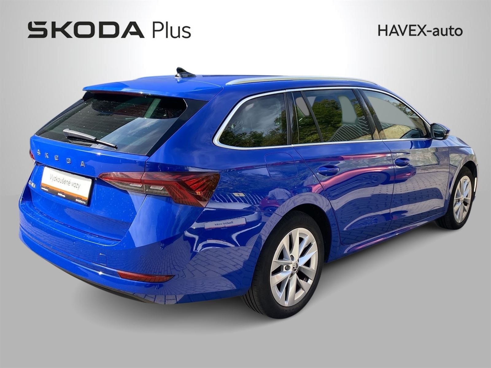 Škoda Octavia, Combi 2.0 TDI Style - fotka 2