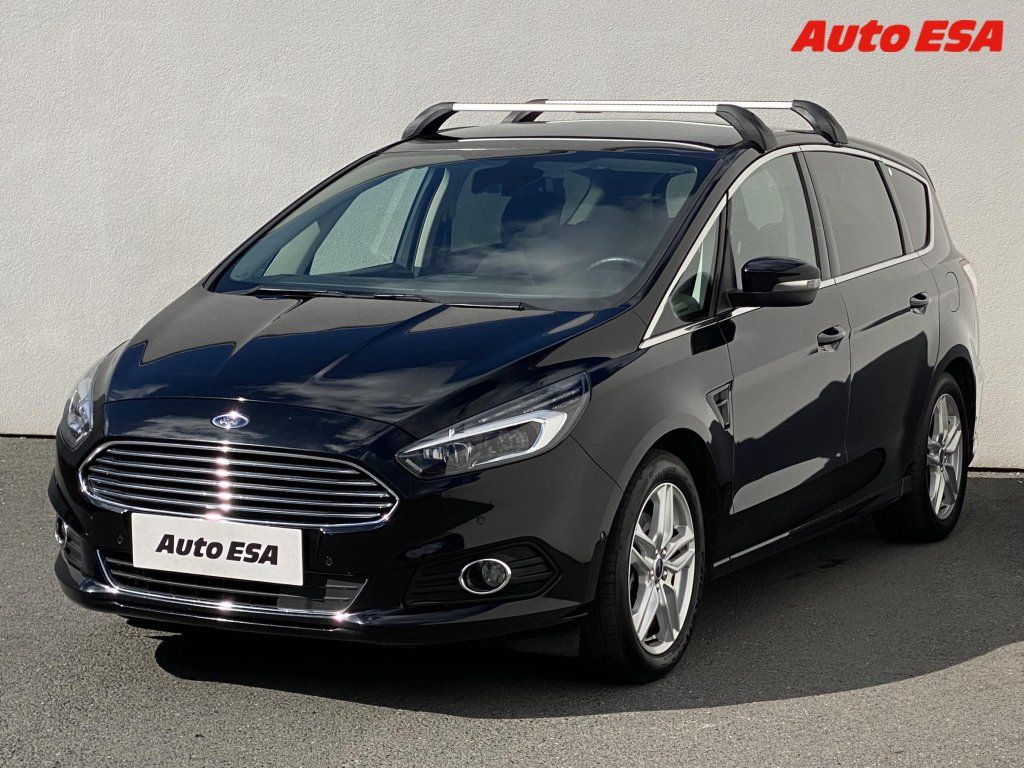 Ford S-MAX, 2.0 TDCi,1.maj,AT,LED - fotka 3