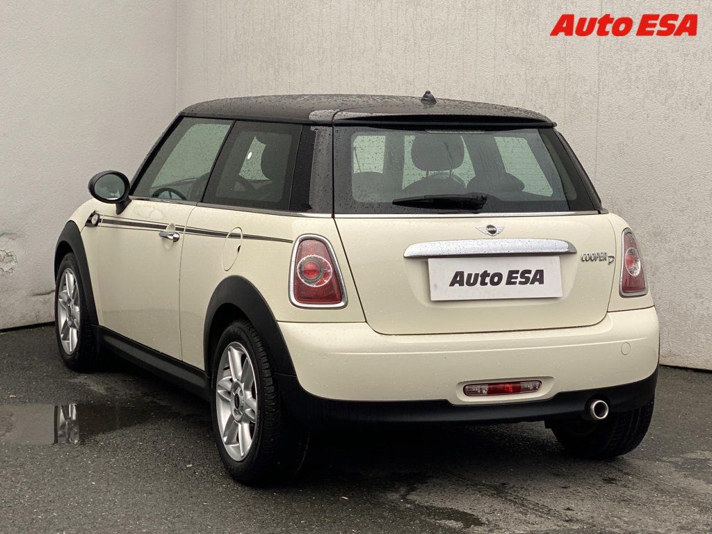 Mini Cooper, 1.6 D,AC,tempo - fotka 6