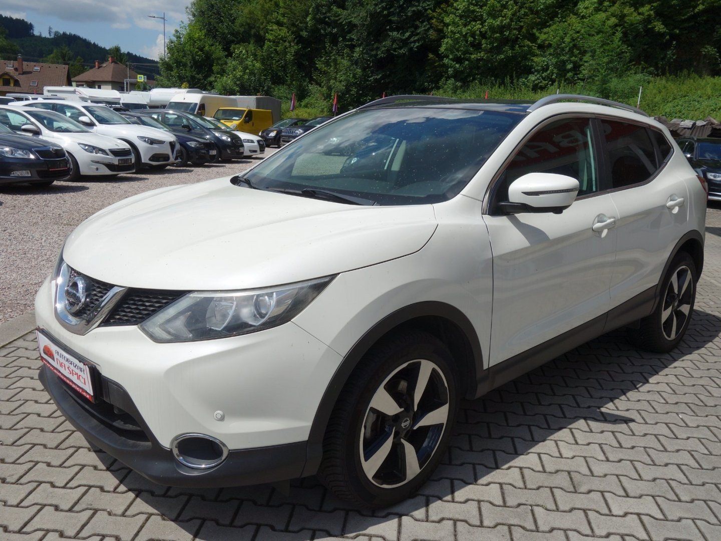 Nissan Qashqai, 1.5dCi 81kW 6MAN -VÝBAVA! - fotka 3