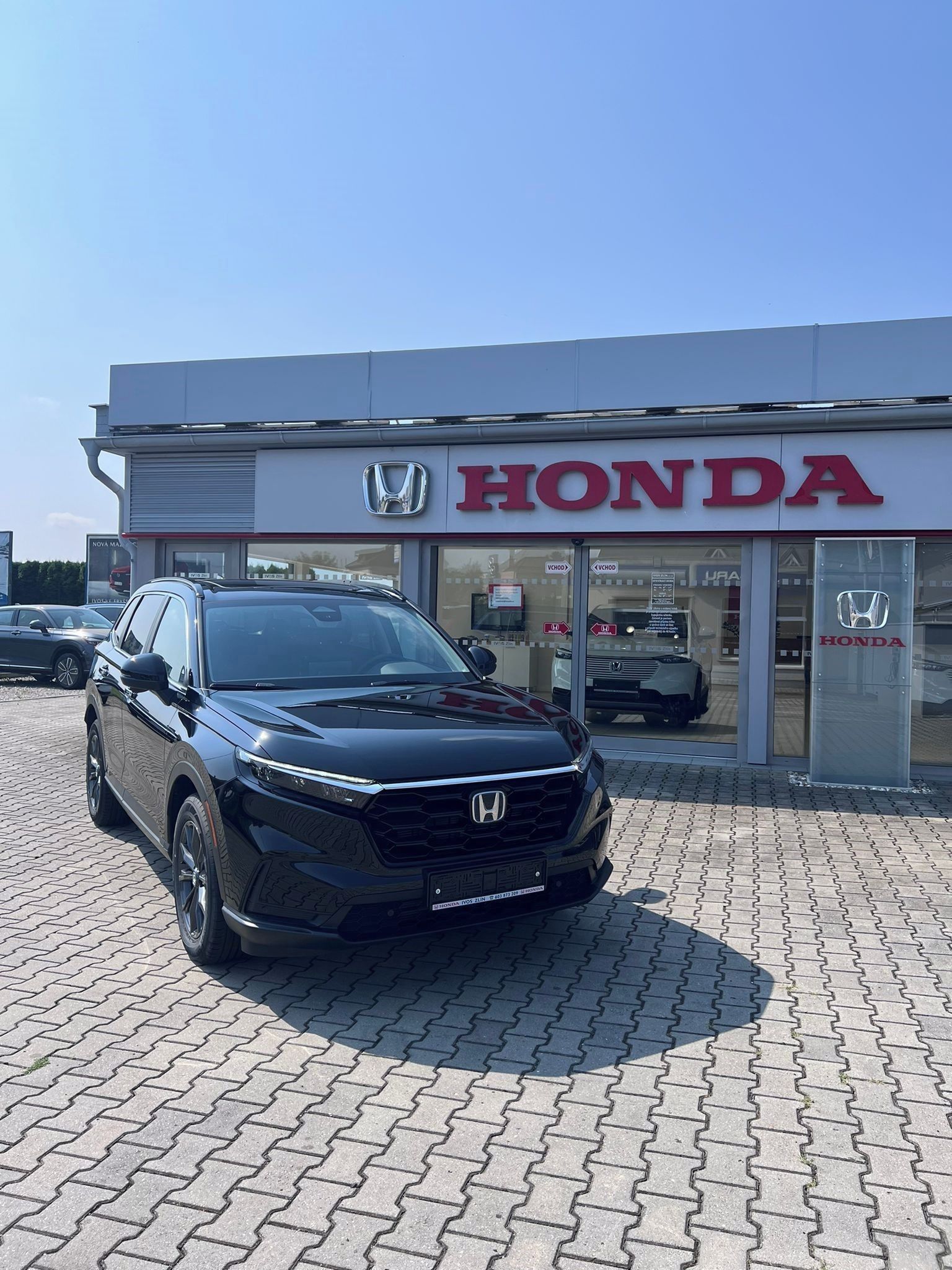 Honda CR-V, 2.0 e:HEV 4WD ADVANCE - fotka 2