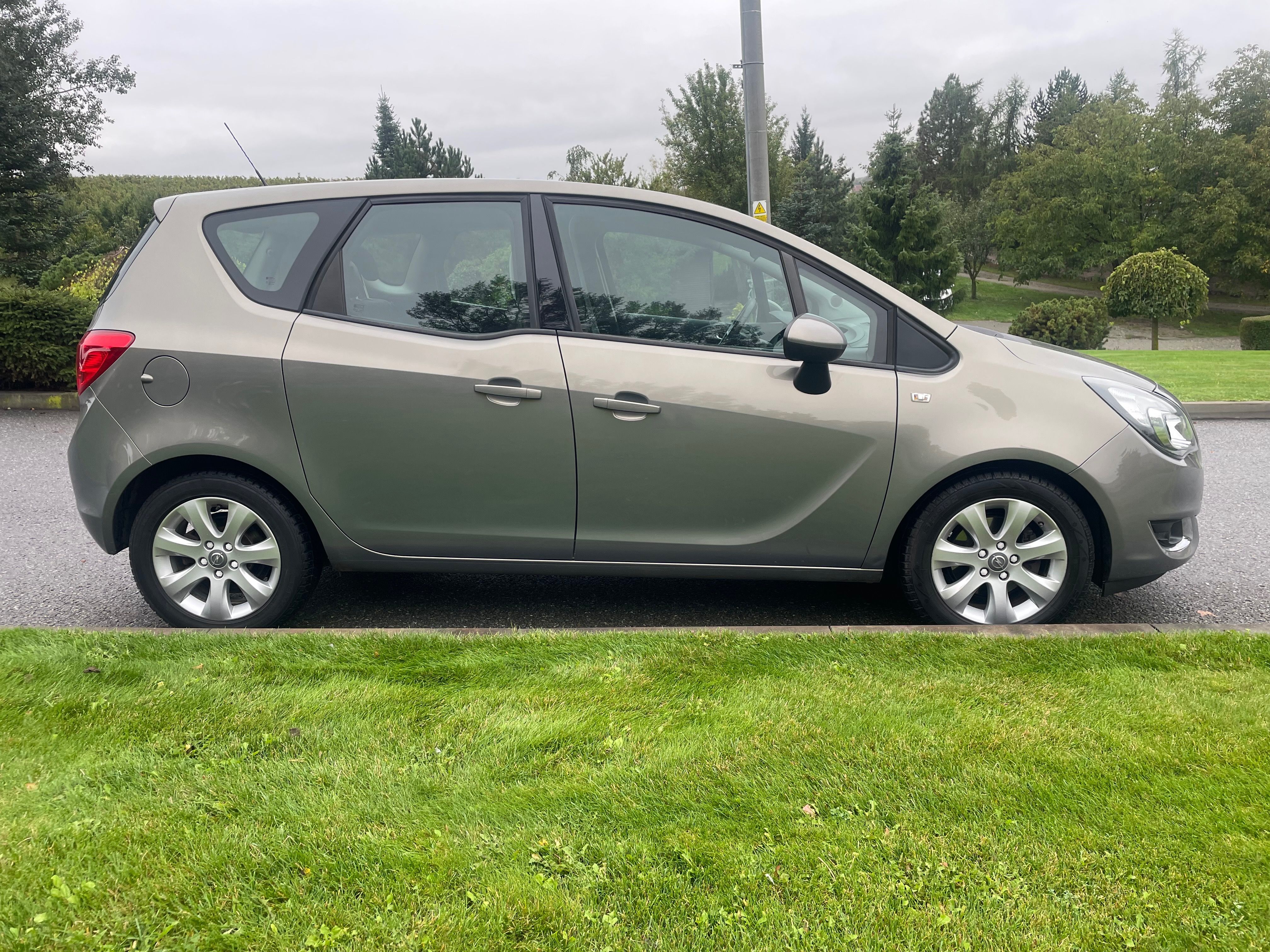 Opel Meriva, 1.4 Turbo 88KW ČR - fotka 6