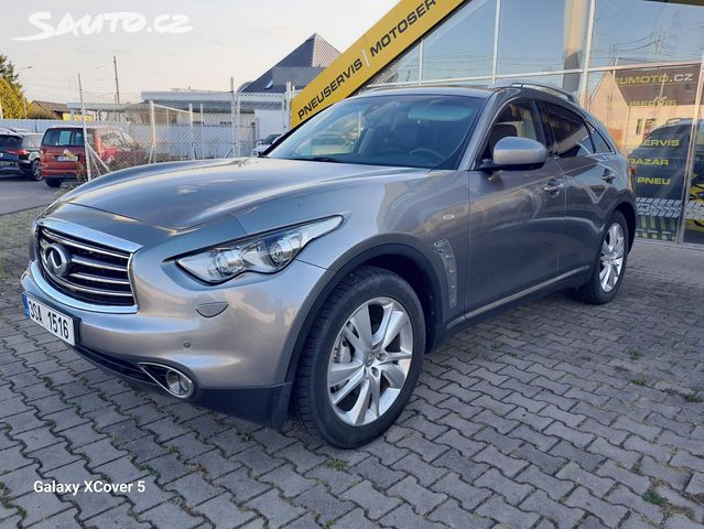 Infiniti FX30