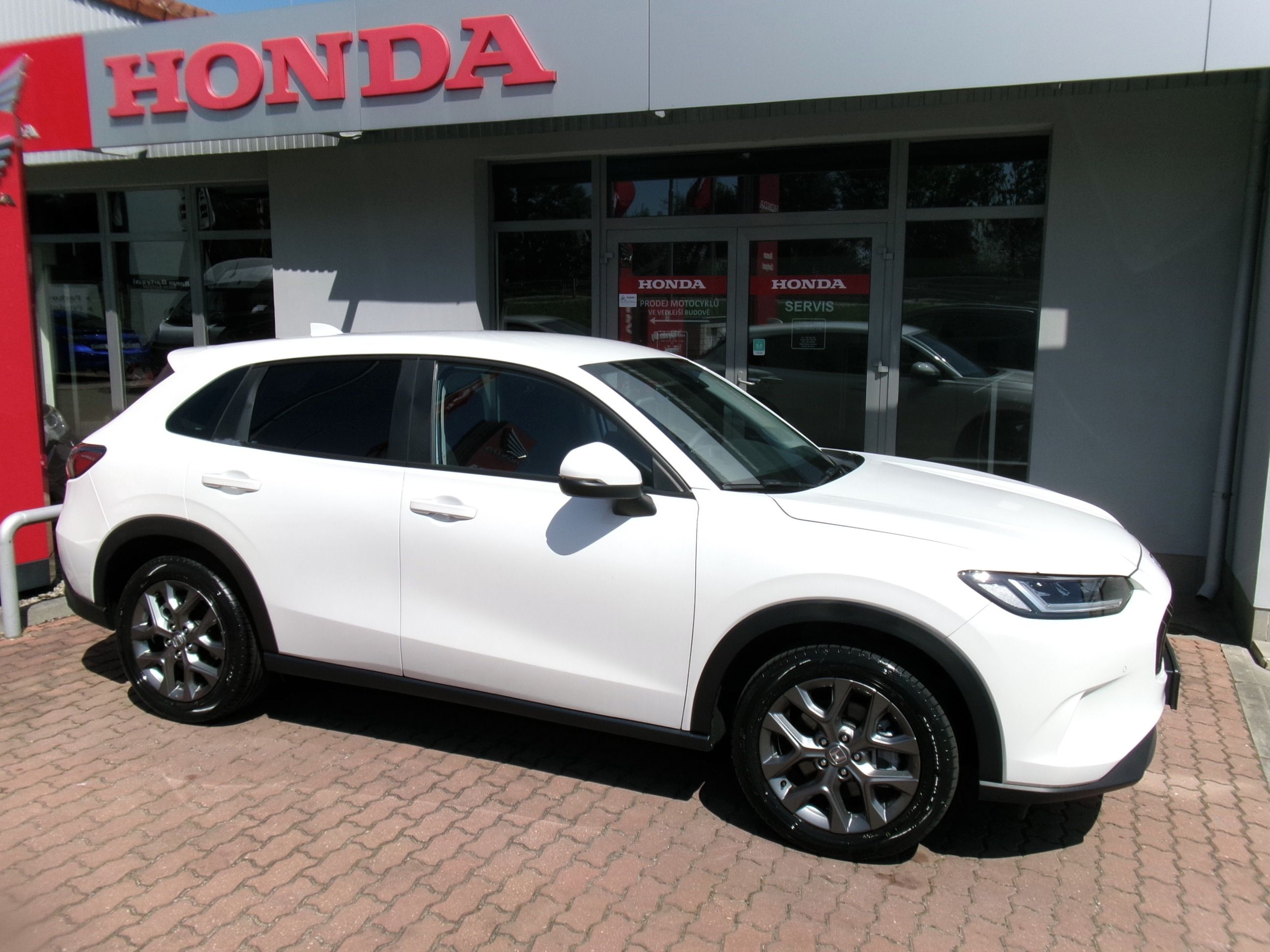 Honda ZR-V, 2.0e:HEV ELEGANCE PLUS 2026 - fotka 4