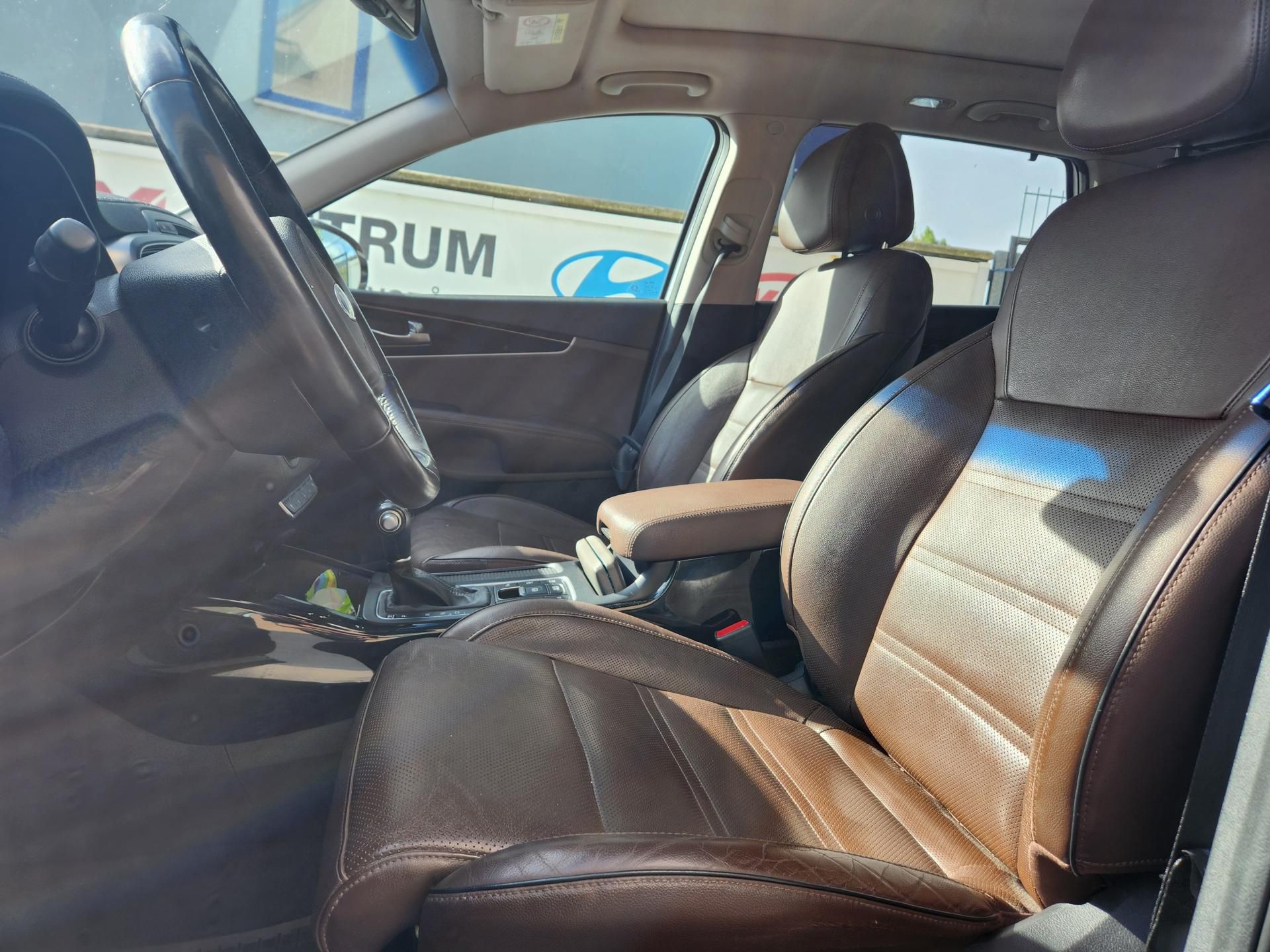 Kia Sorento, 2.2-PREMIUM-PANORAMA-KŮŽE - fotka 2