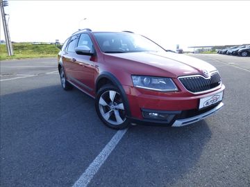 2,0 TDI DSG,Scout,135kW,Bi-Xen